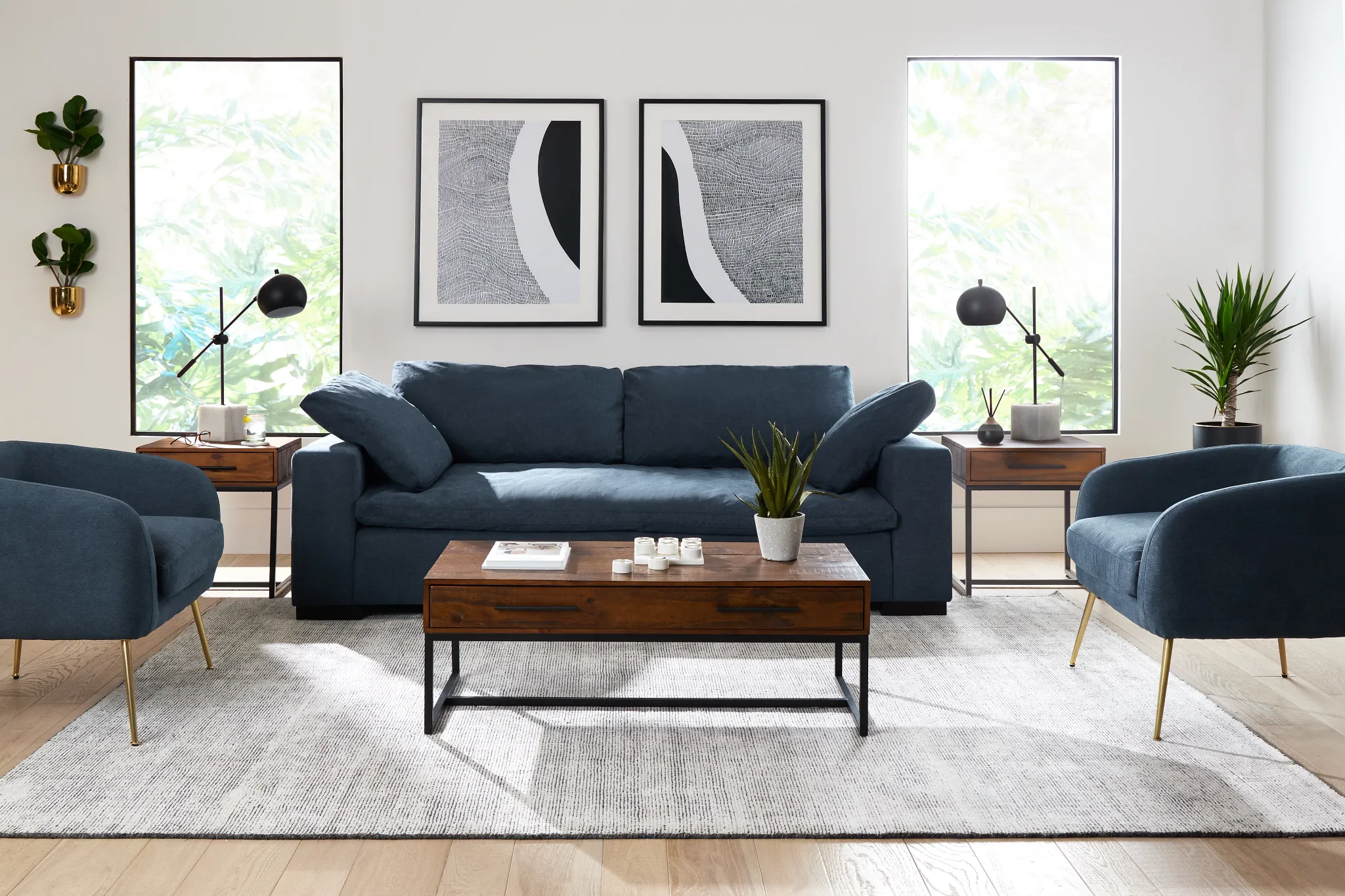 Kai Black Table Lamp