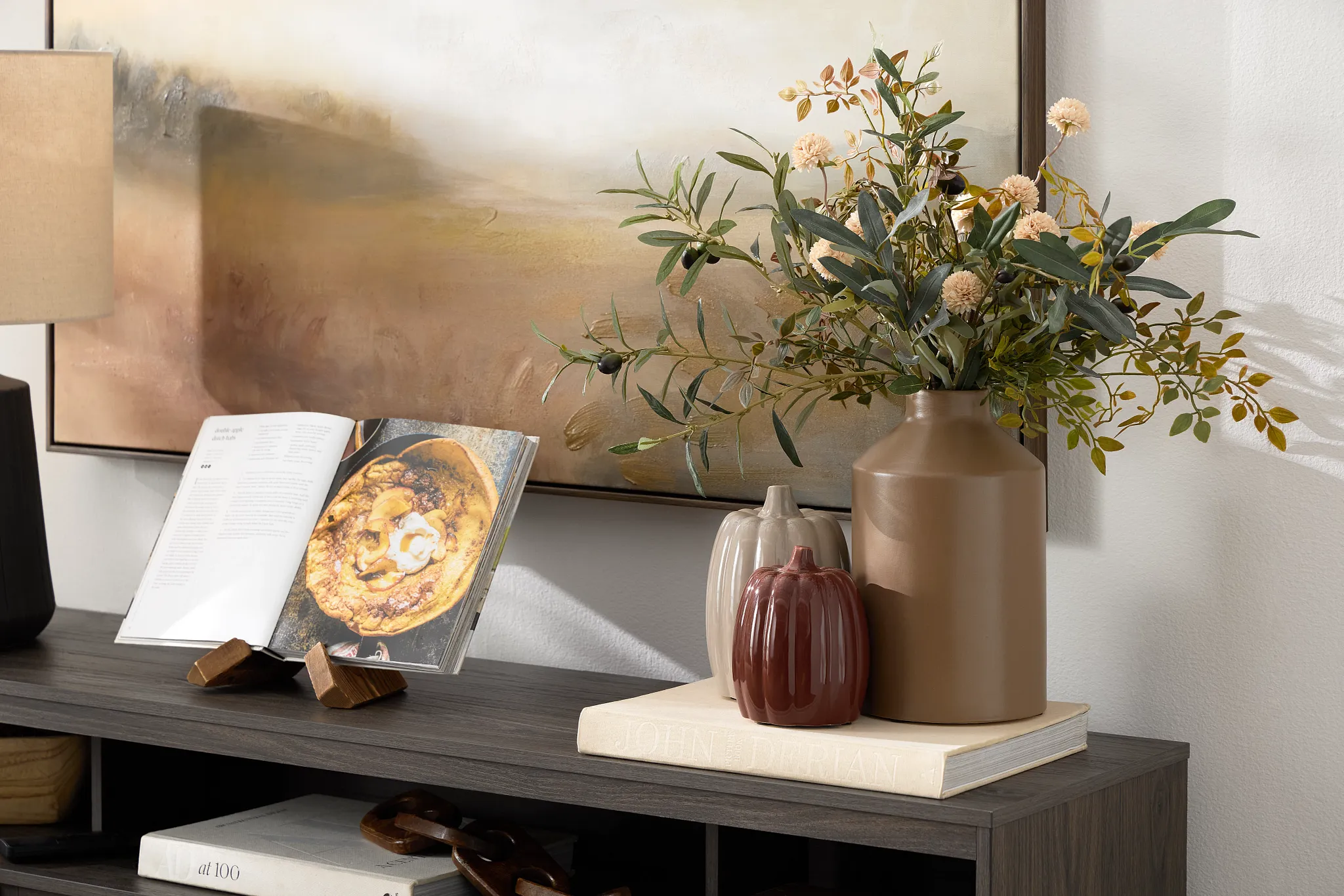 Pumpkin Red Medium Tabletop Accessory