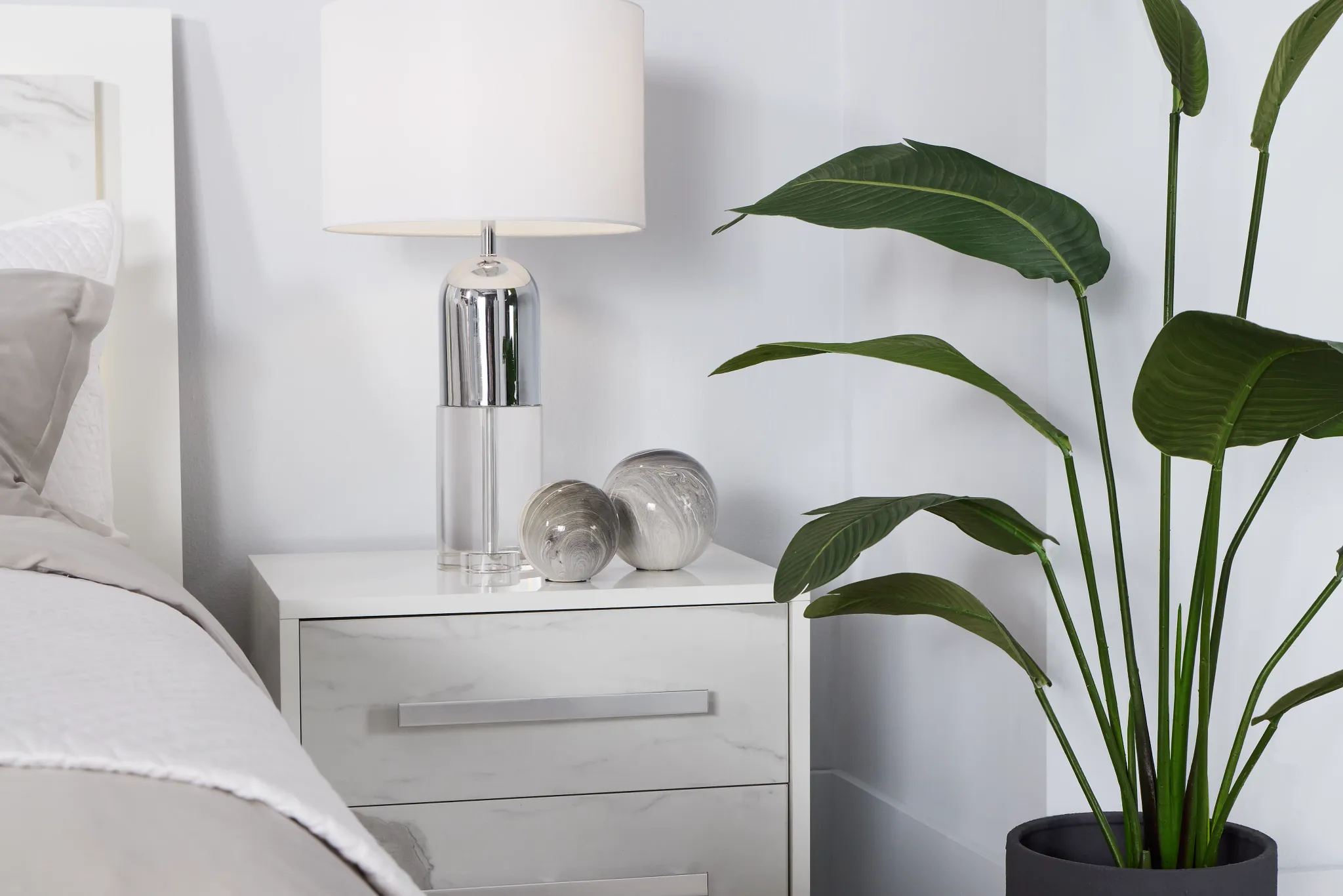 Danyon Silver Crystal Table Lamp