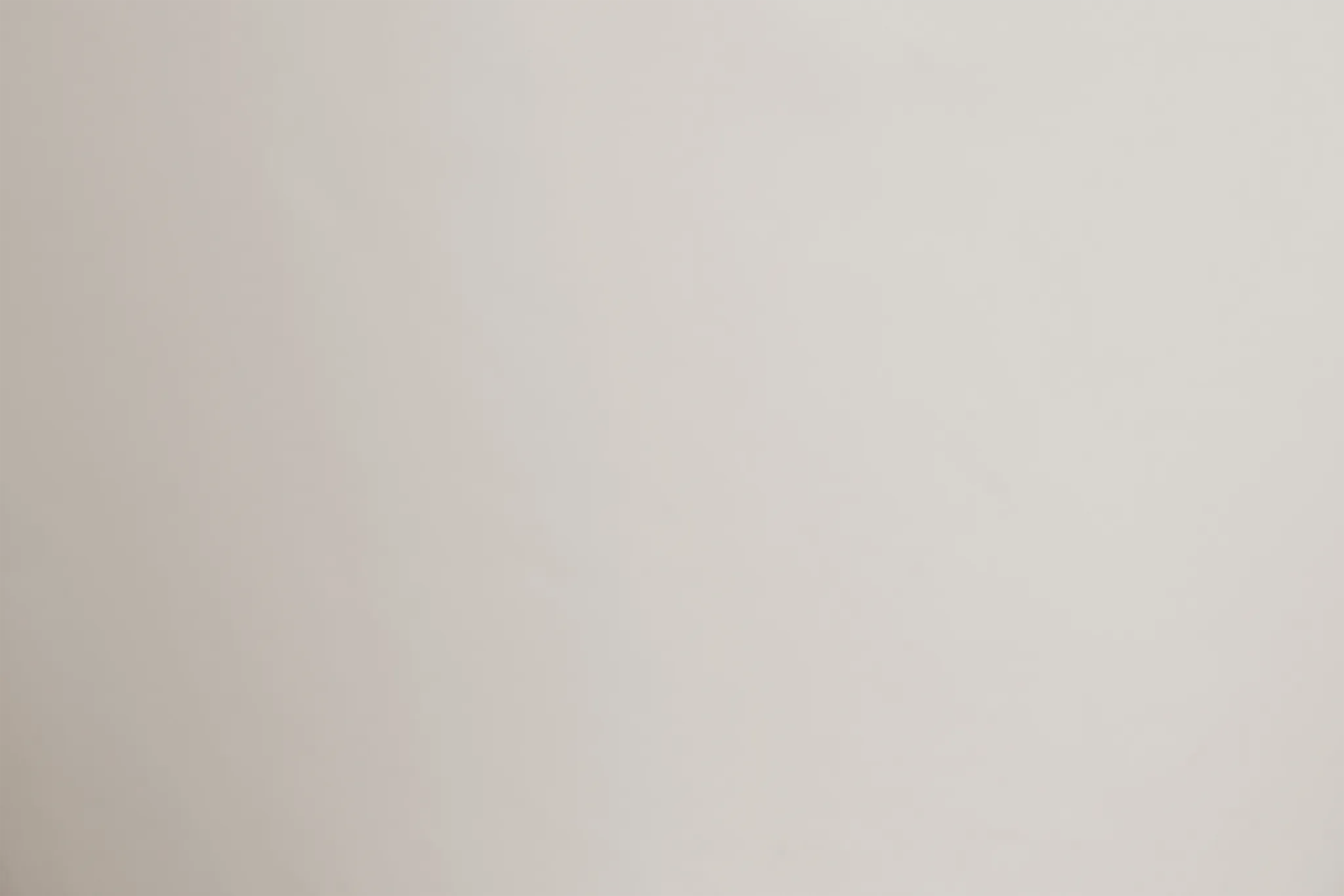 Lova White Ceramic Table Lamp