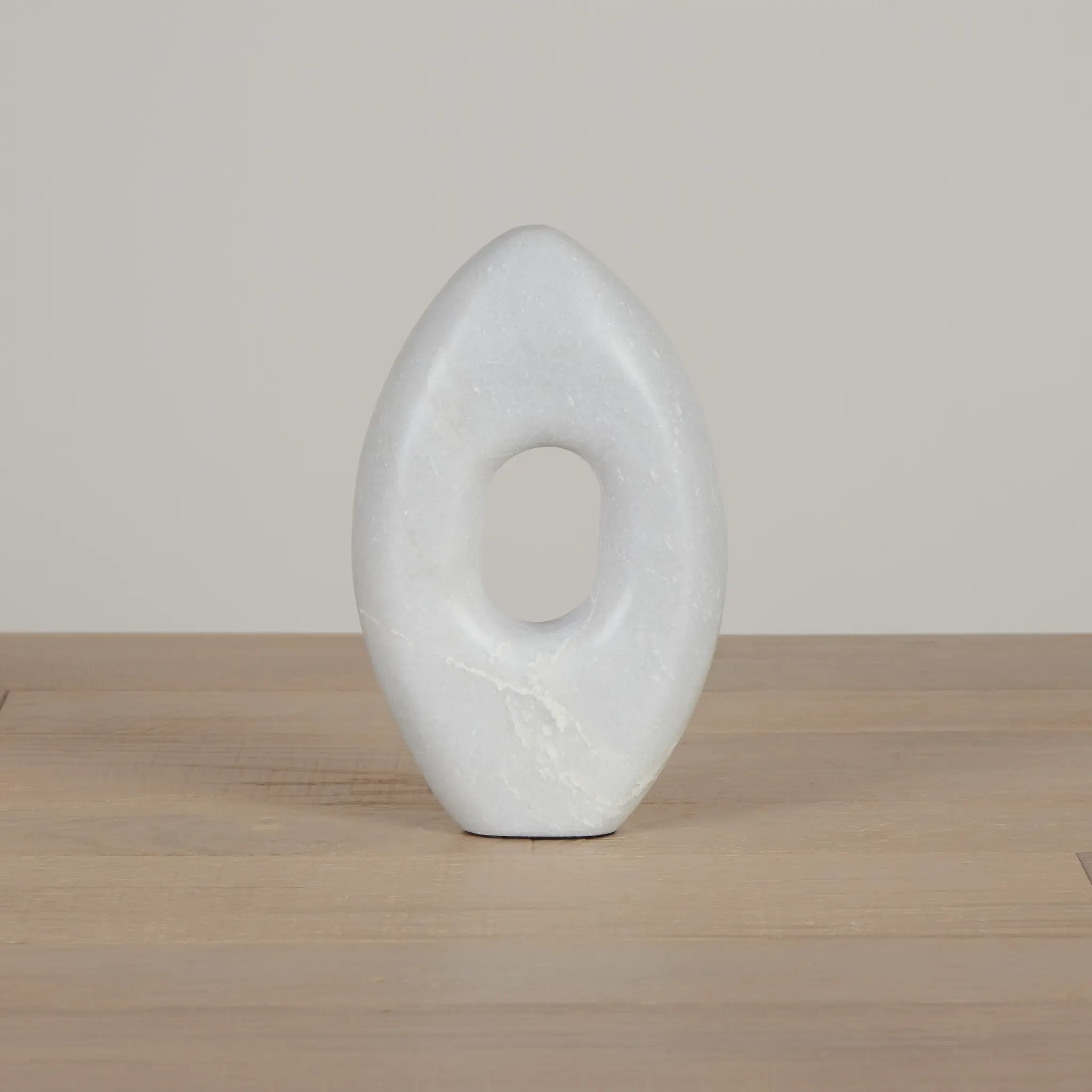 Stelli White Sculpture Stelli White Sculpture