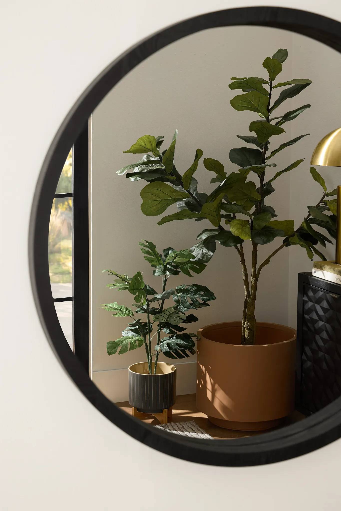 Sakira Brown Medium Planter