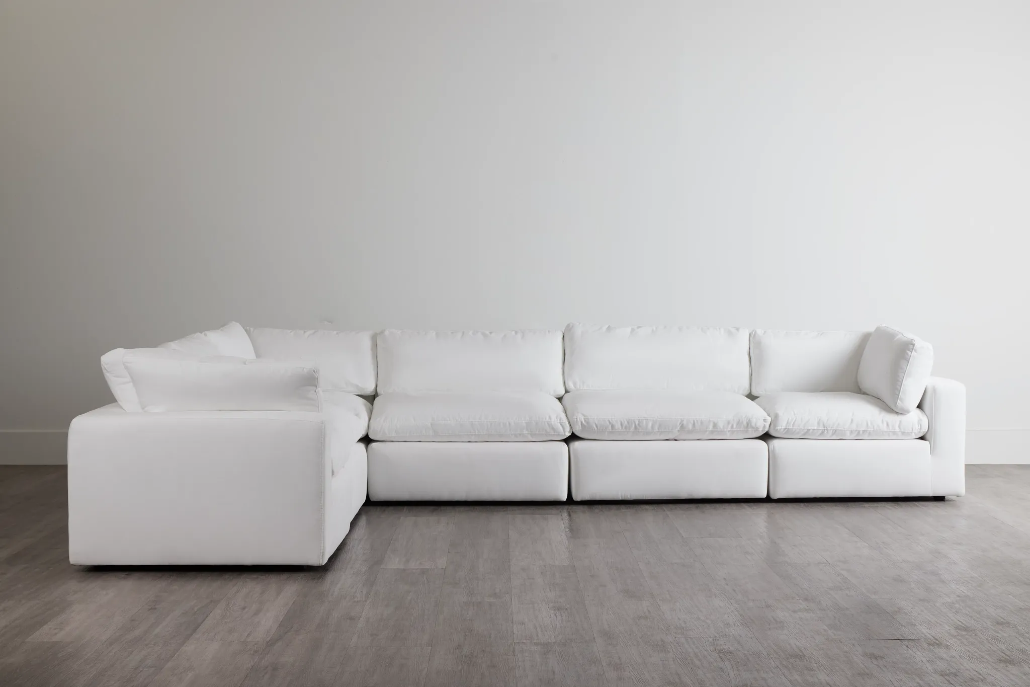 Grant White Fabric 6-piece Modular Sectional