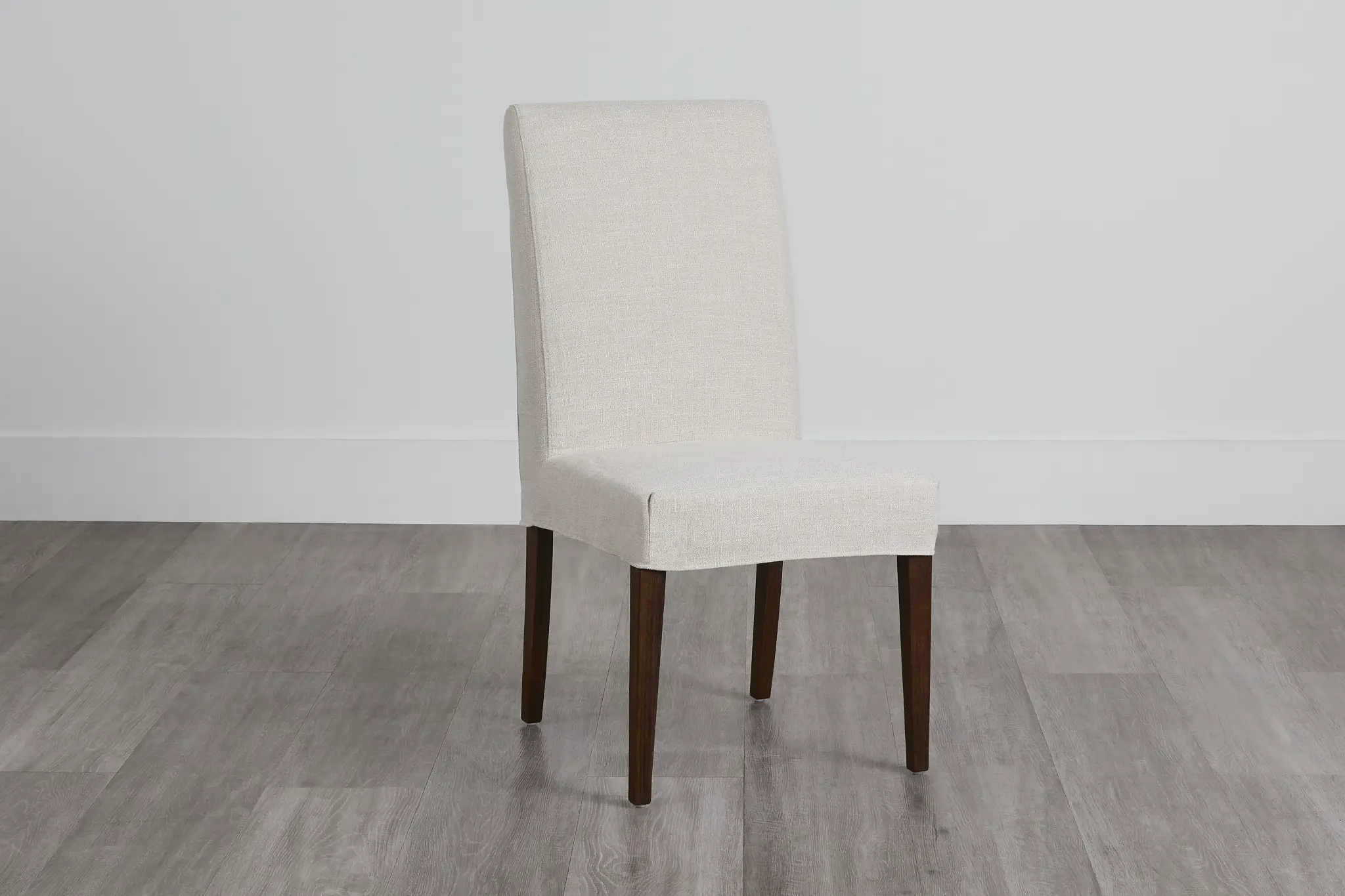 Harbor Light Beige Short Slipcover Chair With Medium-tone Leg Harbor Light Beige Short Slipcover Chair With Medium-tone Leg