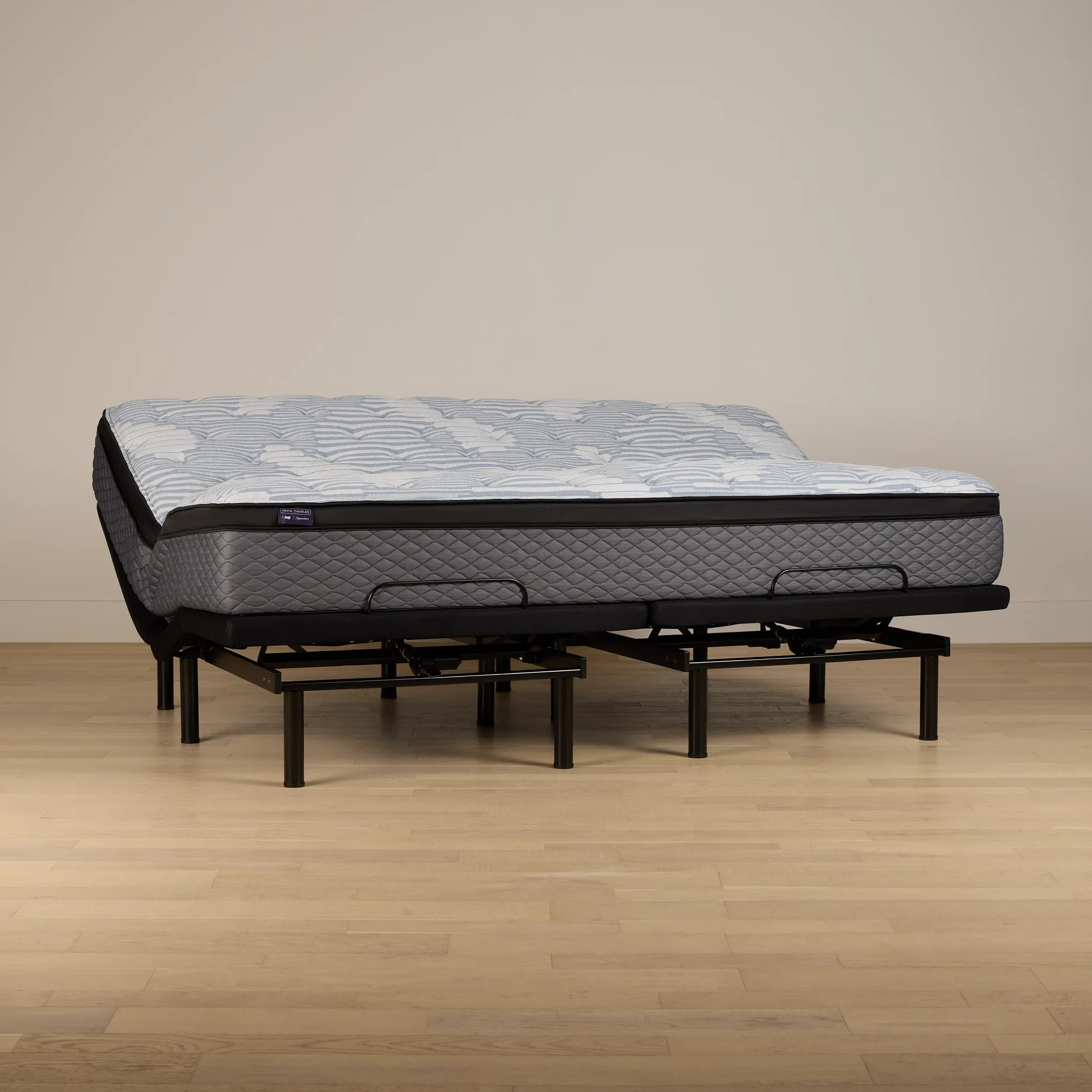 Kevin Charles By Sealy Signature Ultra Plush Plus Adjustable Mattress Set