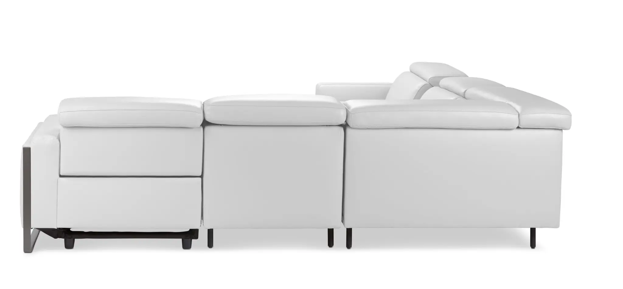 Atlas White Lthr/vinyl Medium Dual Power Left Chaise Sectional Atlas White Lthr/vinyl Medium Dual Power Left Chaise Sectional