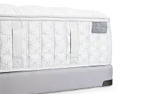 Aireloom Timeless Odyssey Luxetop M1 Plush Low-profile Mattress Set