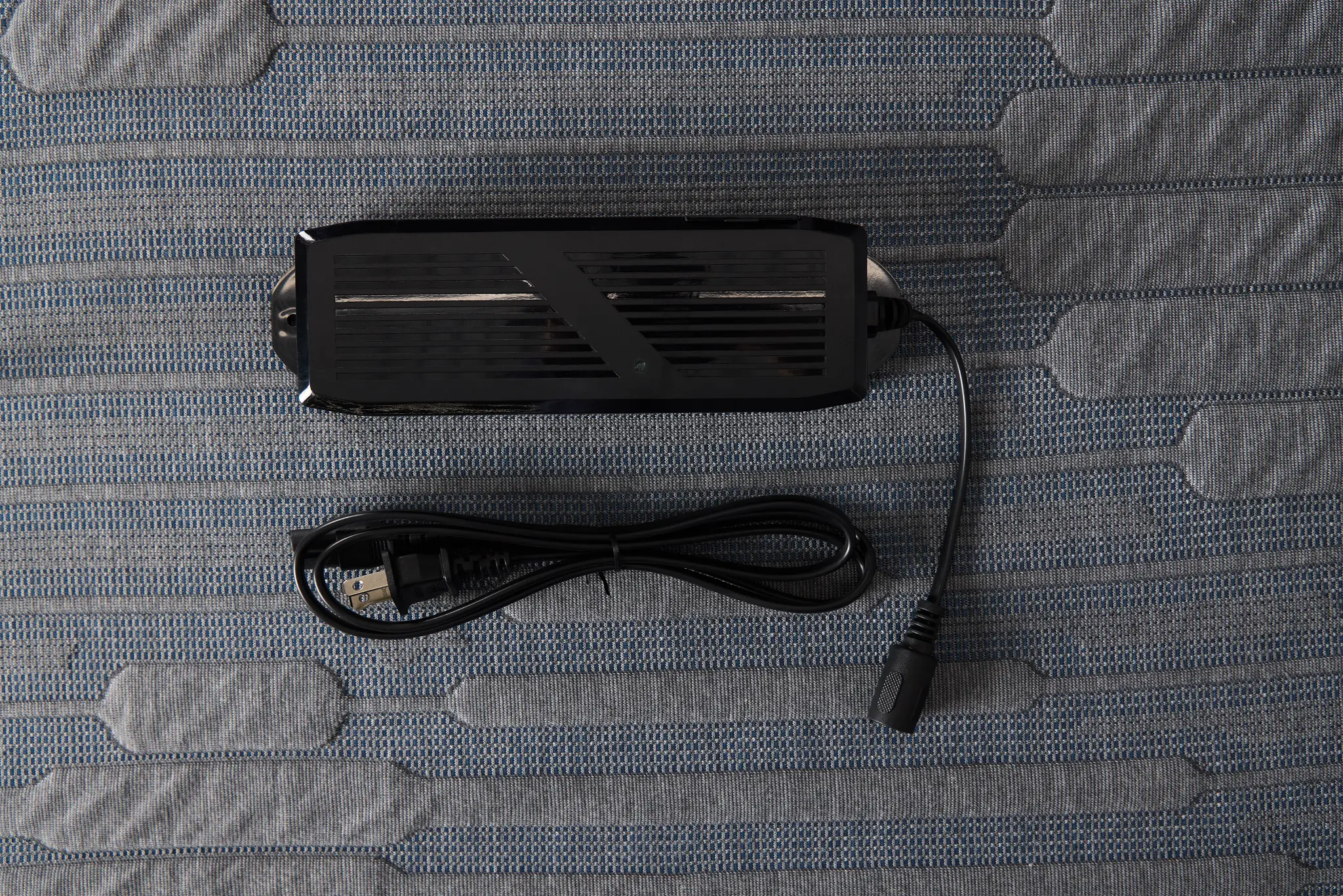 Kevin Charles By Sealy Hybrid Medium Elite Adjustable Mattress Set Kevin Charles By Sealy Hybrid Medium Elite Adjustable Mattress Set