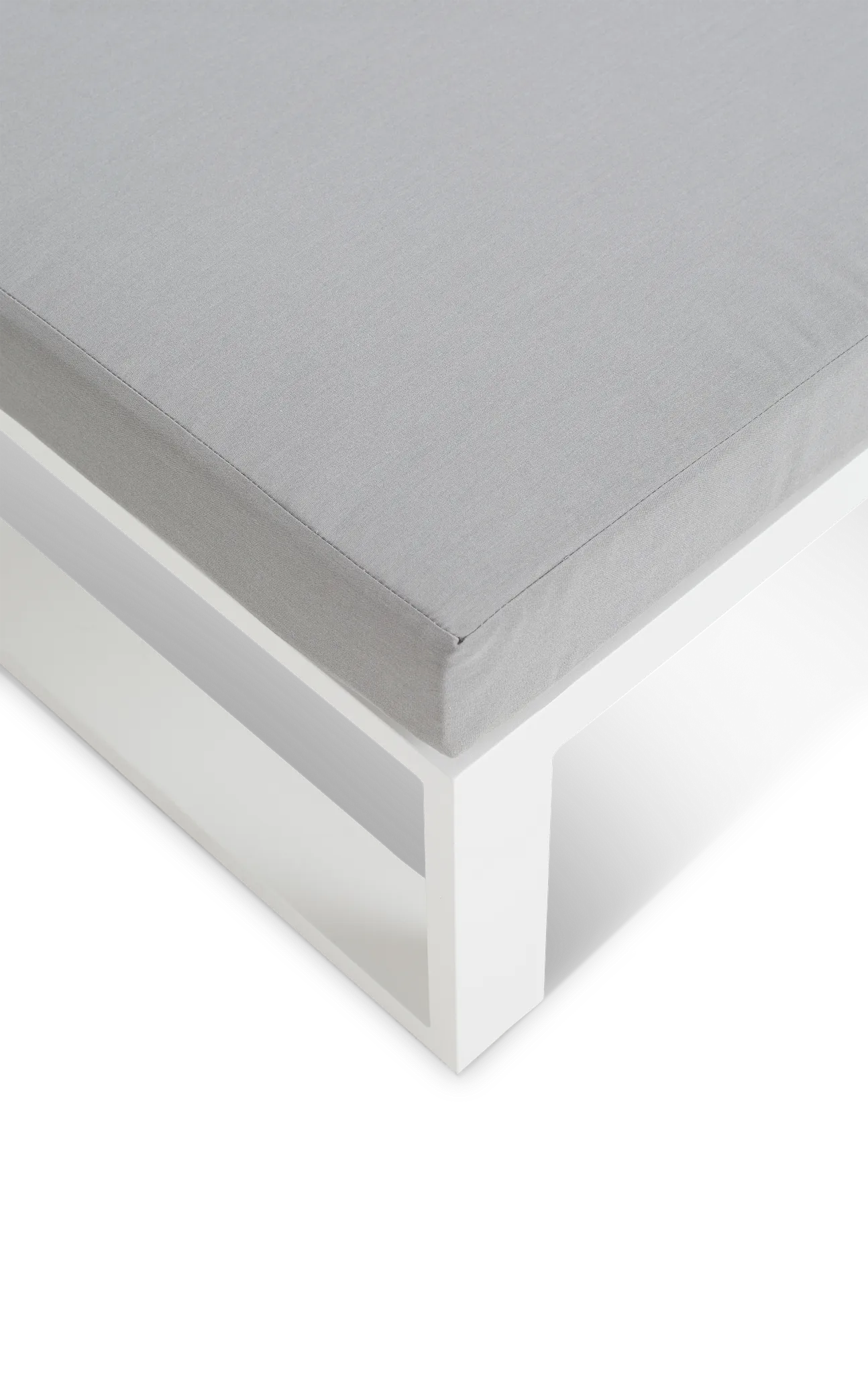 Lisbon2 Gray Aluminum Ottoman