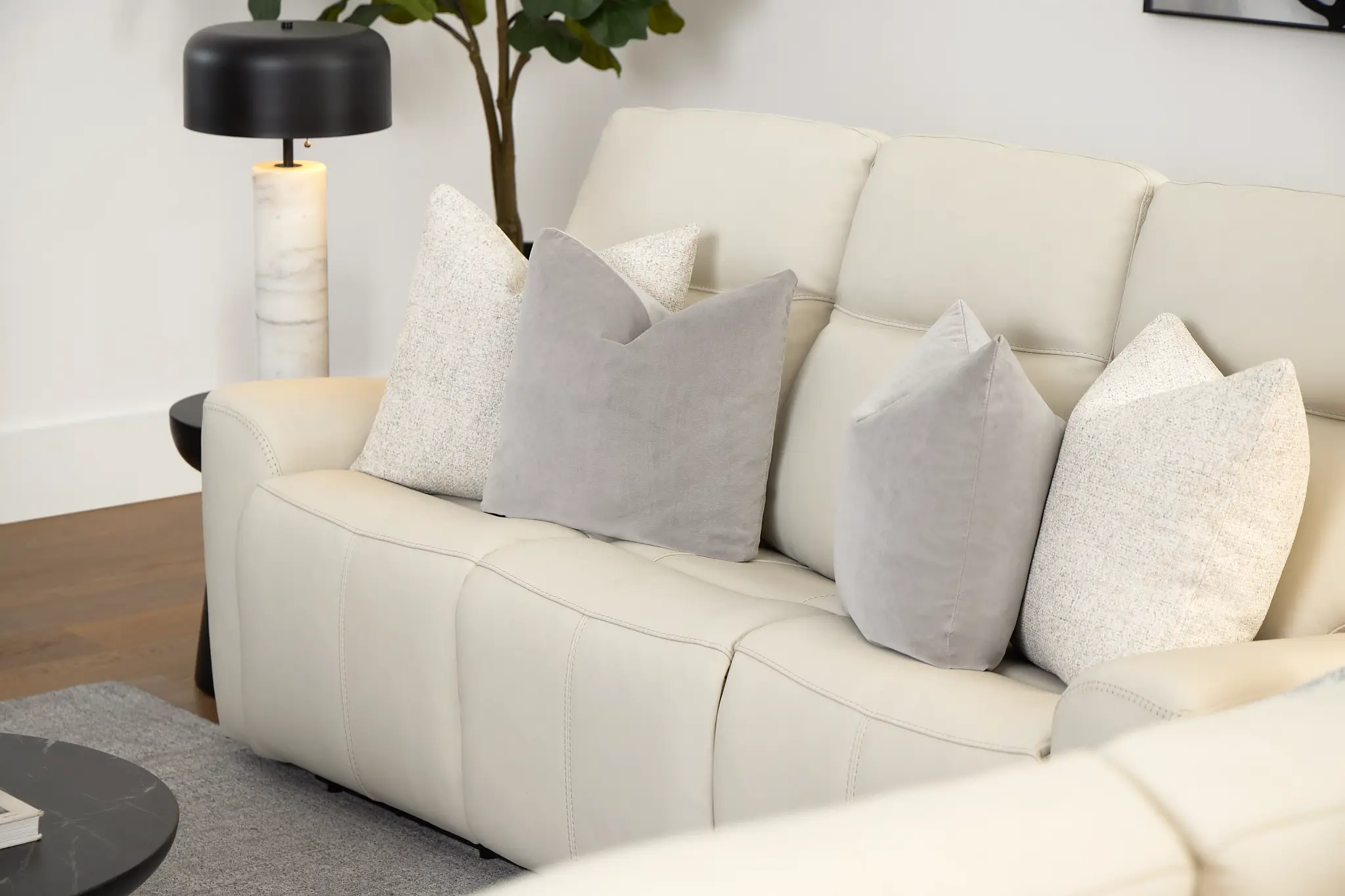 Sterling Ivory Lthr/vinyl Power Reclining Sofa Sterling Ivory Lthr/vinyl Power Reclining Sofa