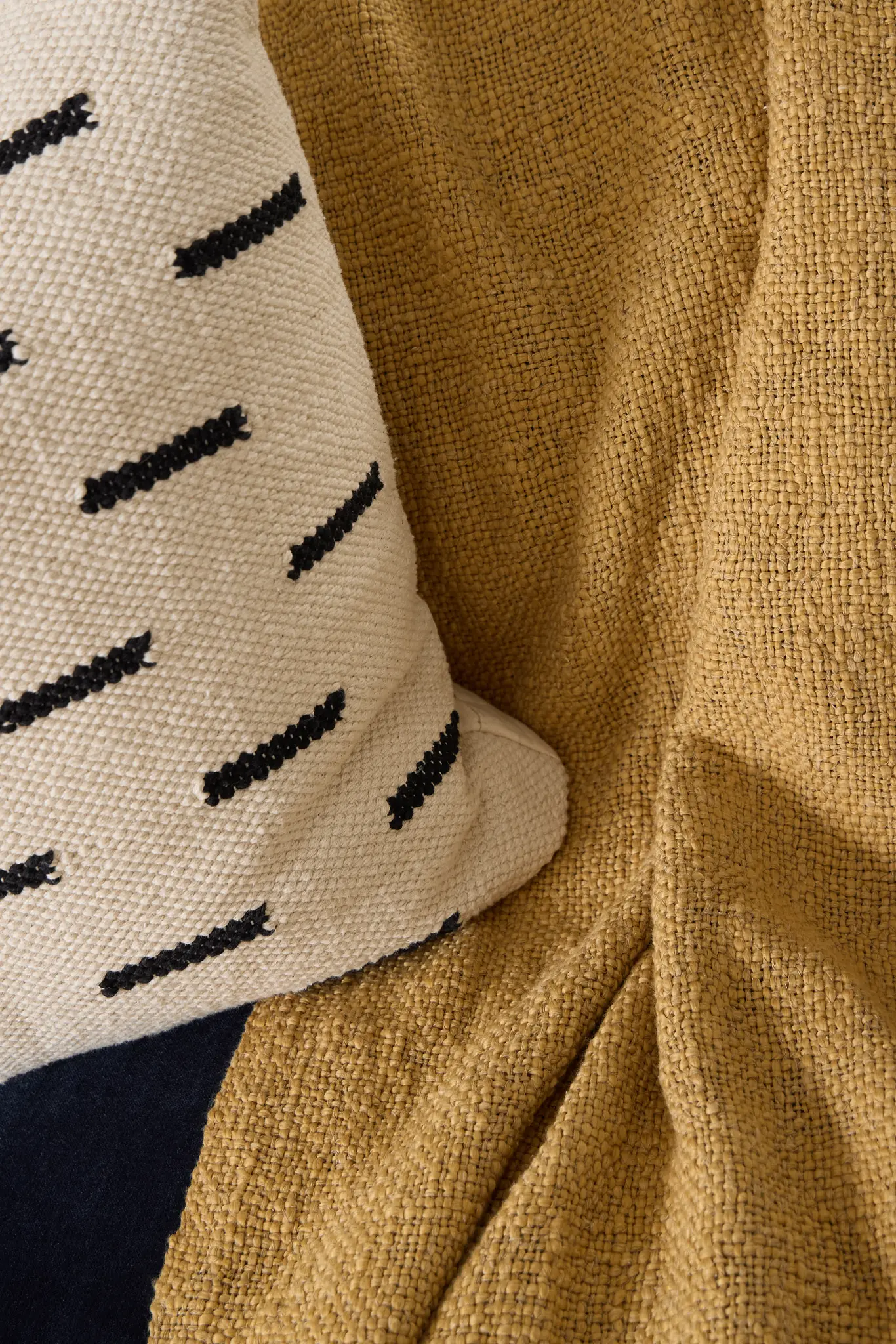 Ziona Gold 50"x 60" Throw Ziona Gold 50"x 60" Throw