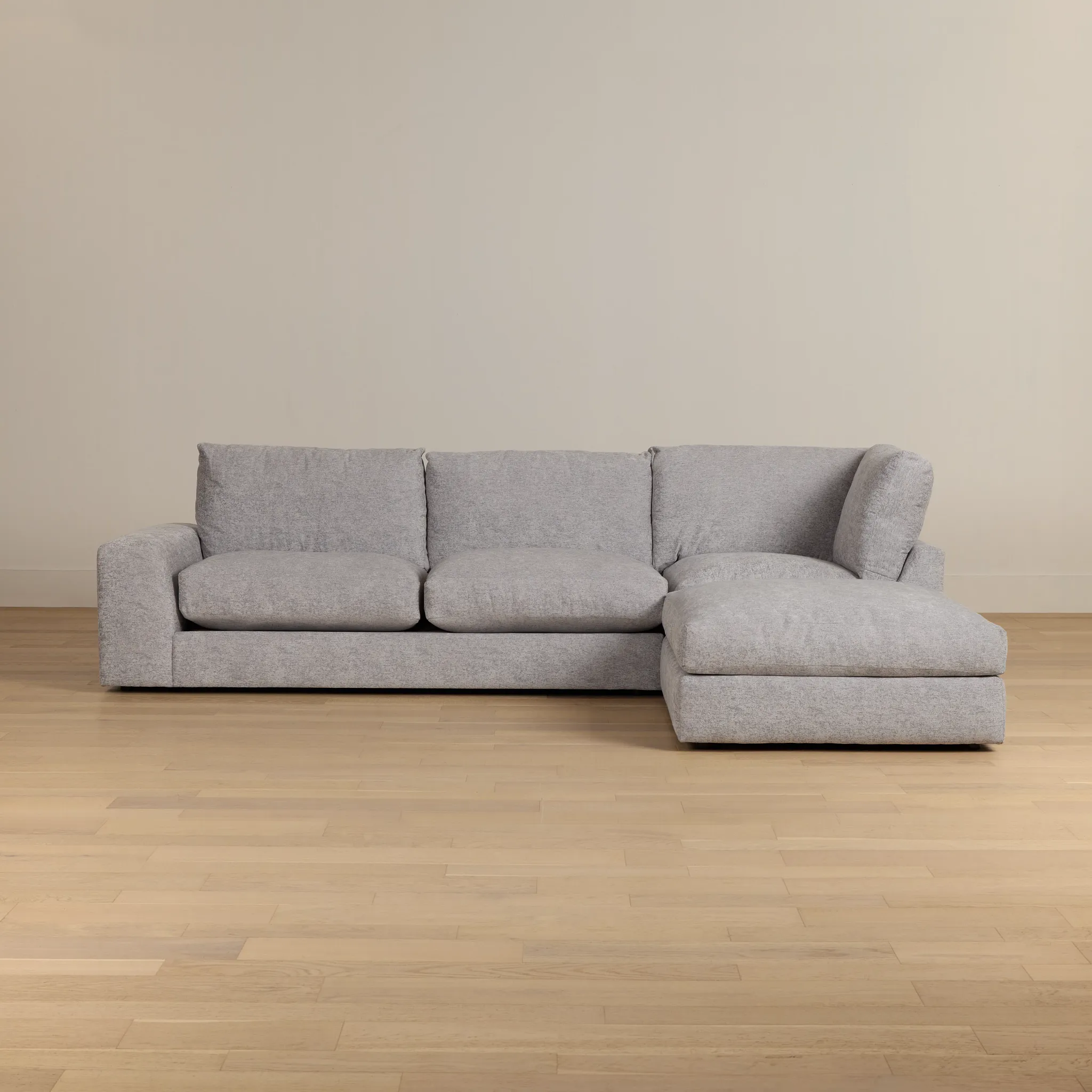 Calista Pewter Fabric Small Right Bumper Sectional