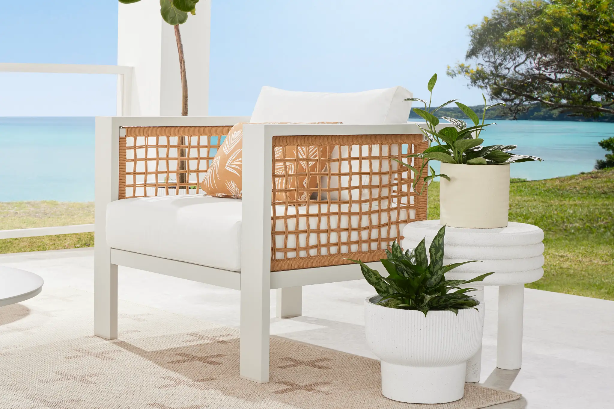 Sunrise White Chair Sunrise White Chair