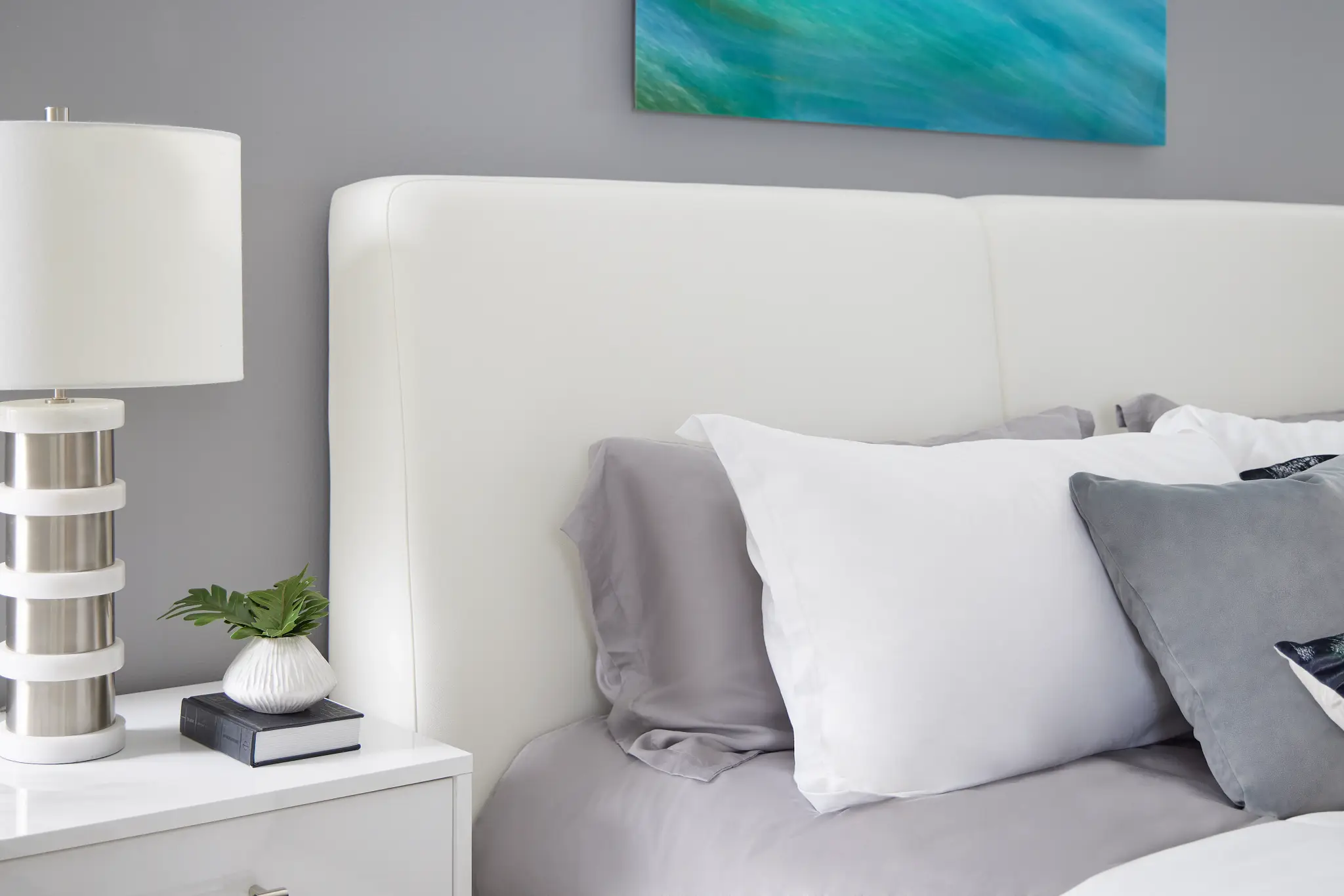 Emit White Micro Panel Bed Emit White Micro Panel Bed