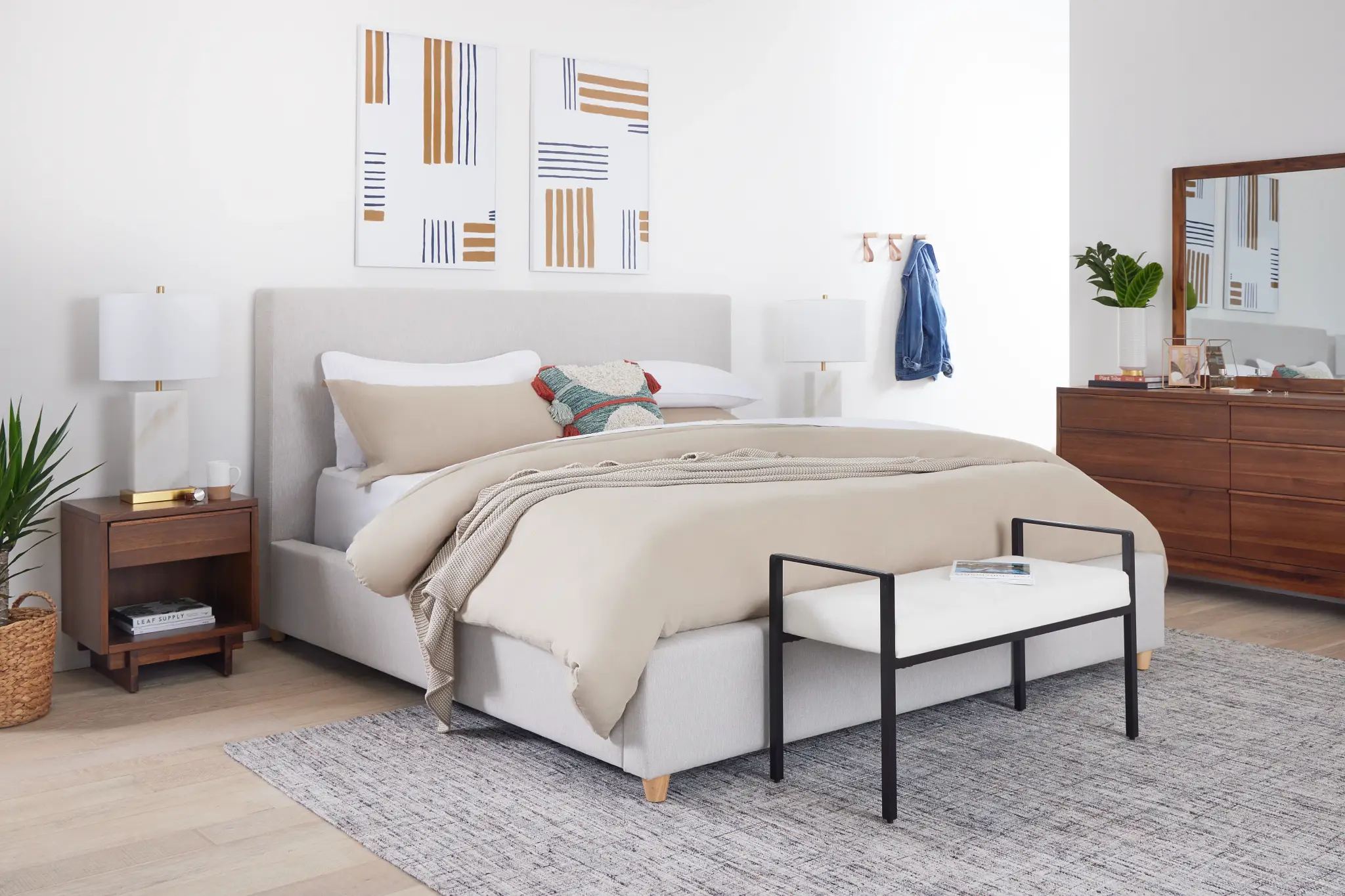 Chelsea Light Beige Uph Platform Bed Chelsea Light Beige Uph Platform Bed