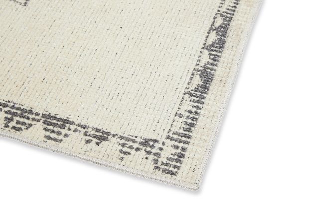 Ilona Black 5x7 Area Rug