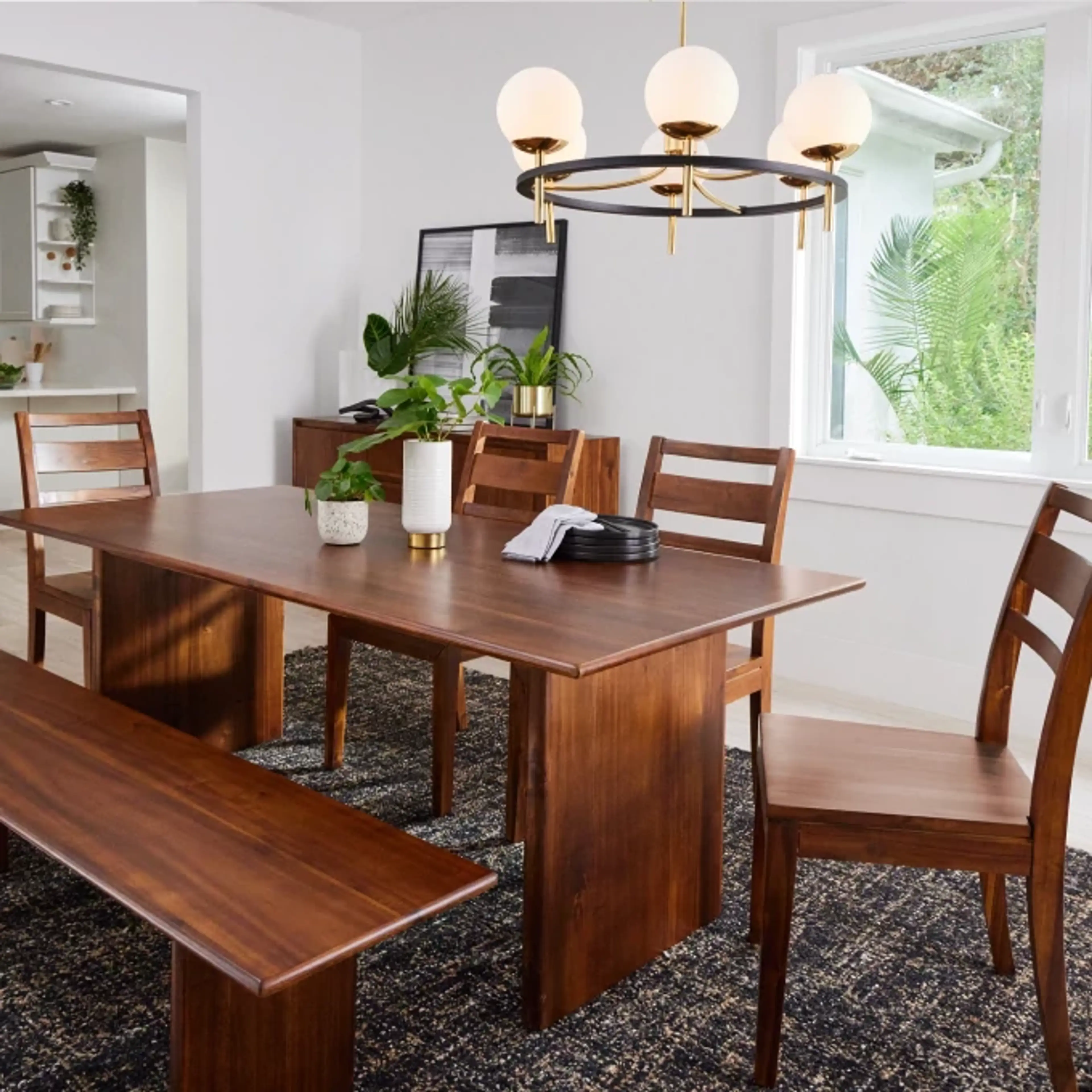 How to Style a Kitchen Table: 4 Tips on Transforming Your Dining Space 