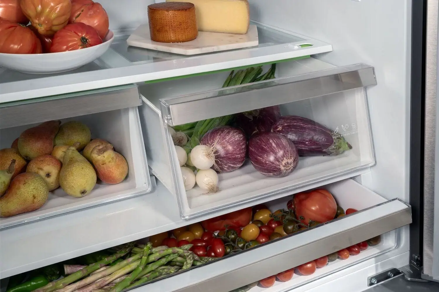 Bertazzoni 36 Series Stainless Steel 36" French Door Refrigerator Bertazzoni 36 Series Stainless Steel 36" French Door Refrigerator