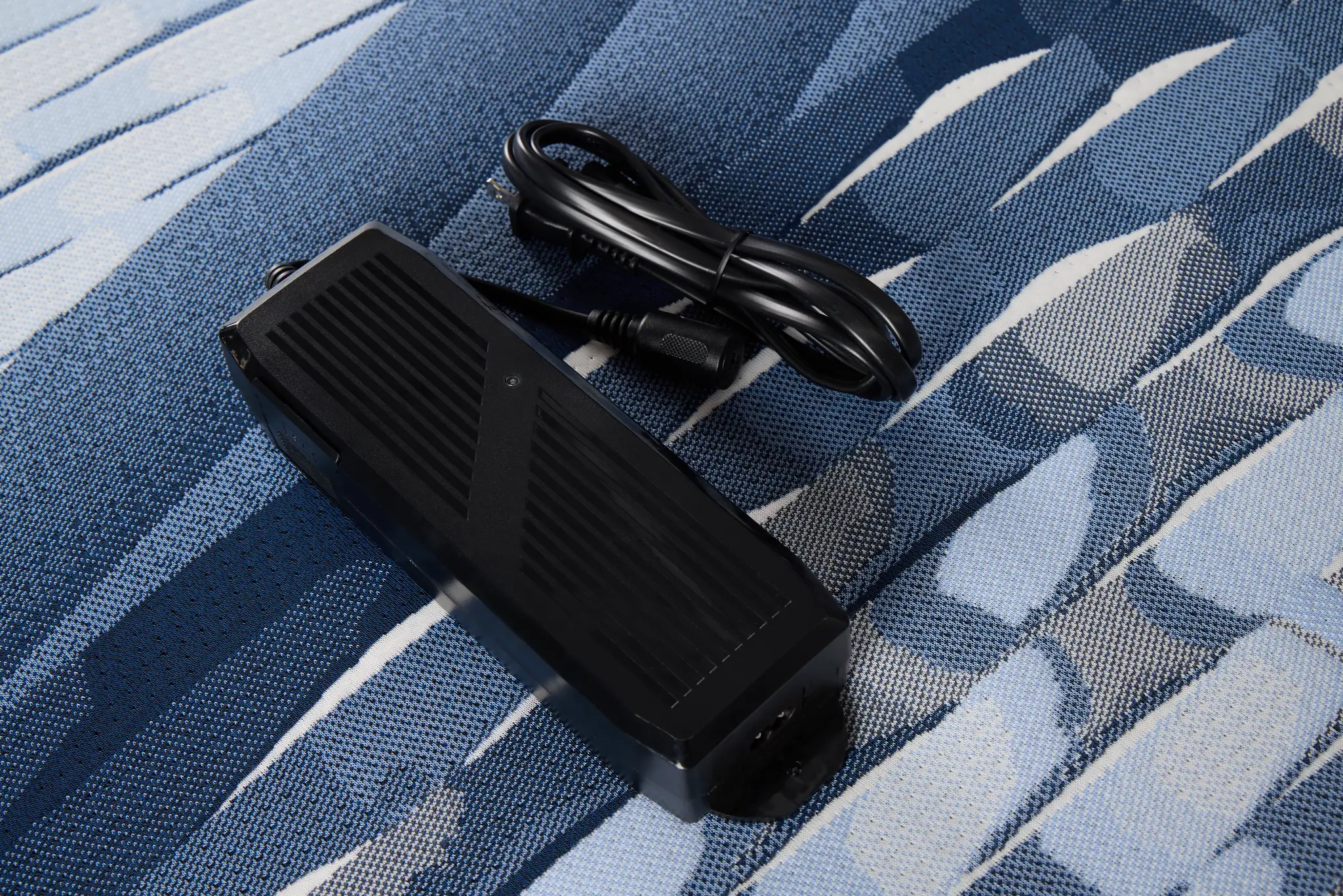 Serta Icomfort Iona Medium Plus Adjustable Mattress Set Serta Icomfort Iona Medium Plus Adjustable Mattress Set