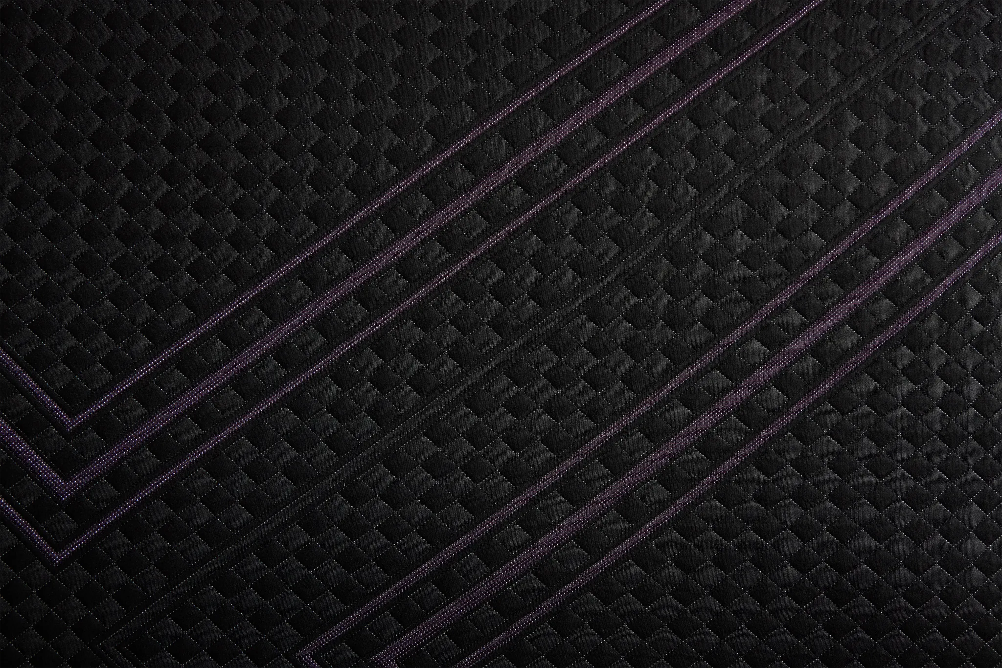 Beautyrest Black Series Two 13.5" Plush Hybrid Mattress