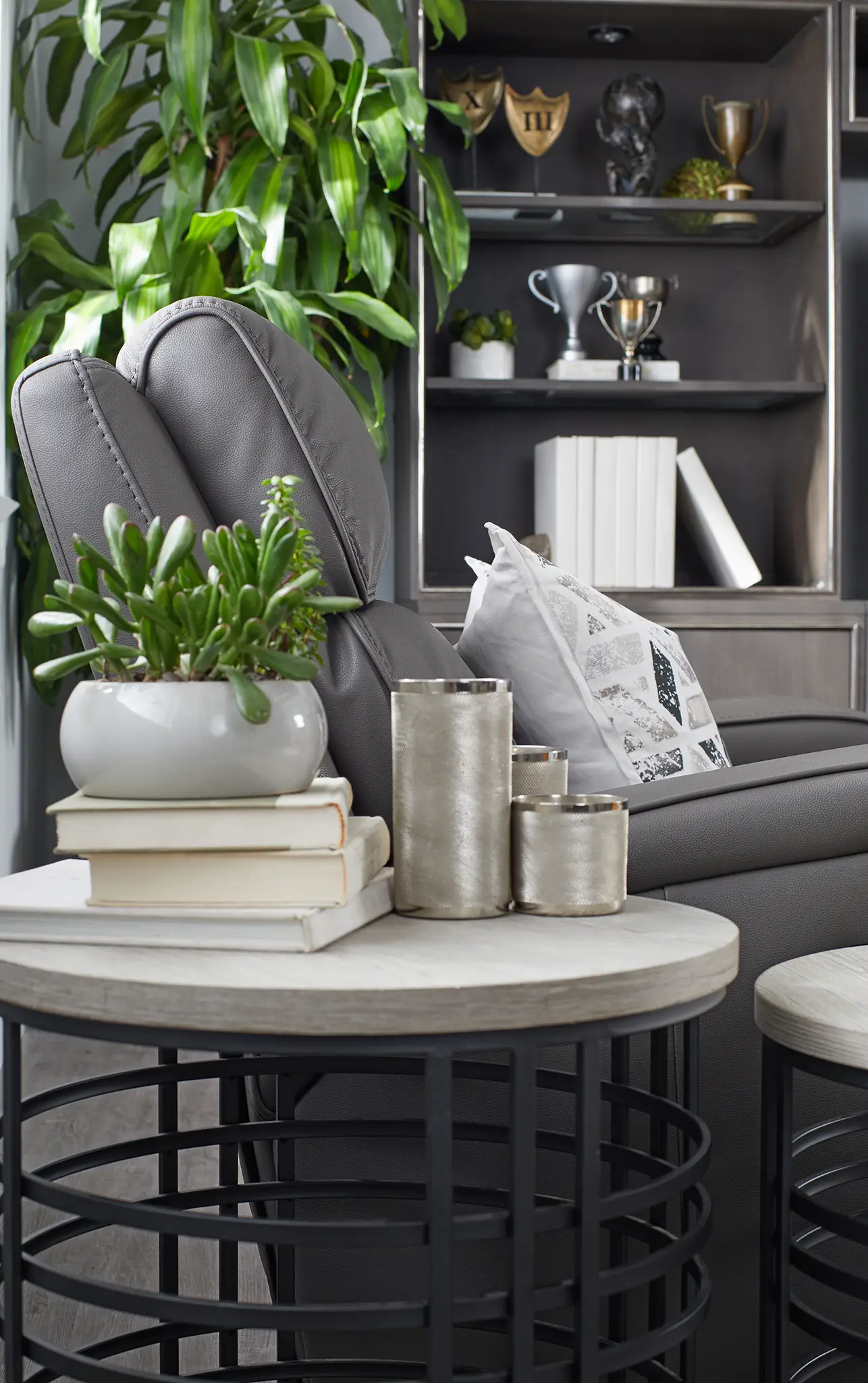 Carlin Metal Set Of 2 Nesting Tables Carlin Metal Set Of 2 Nesting Tables