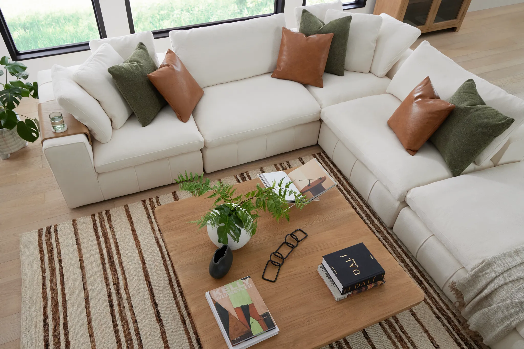 Cruz White Fabric 5pc Bumper Sectional