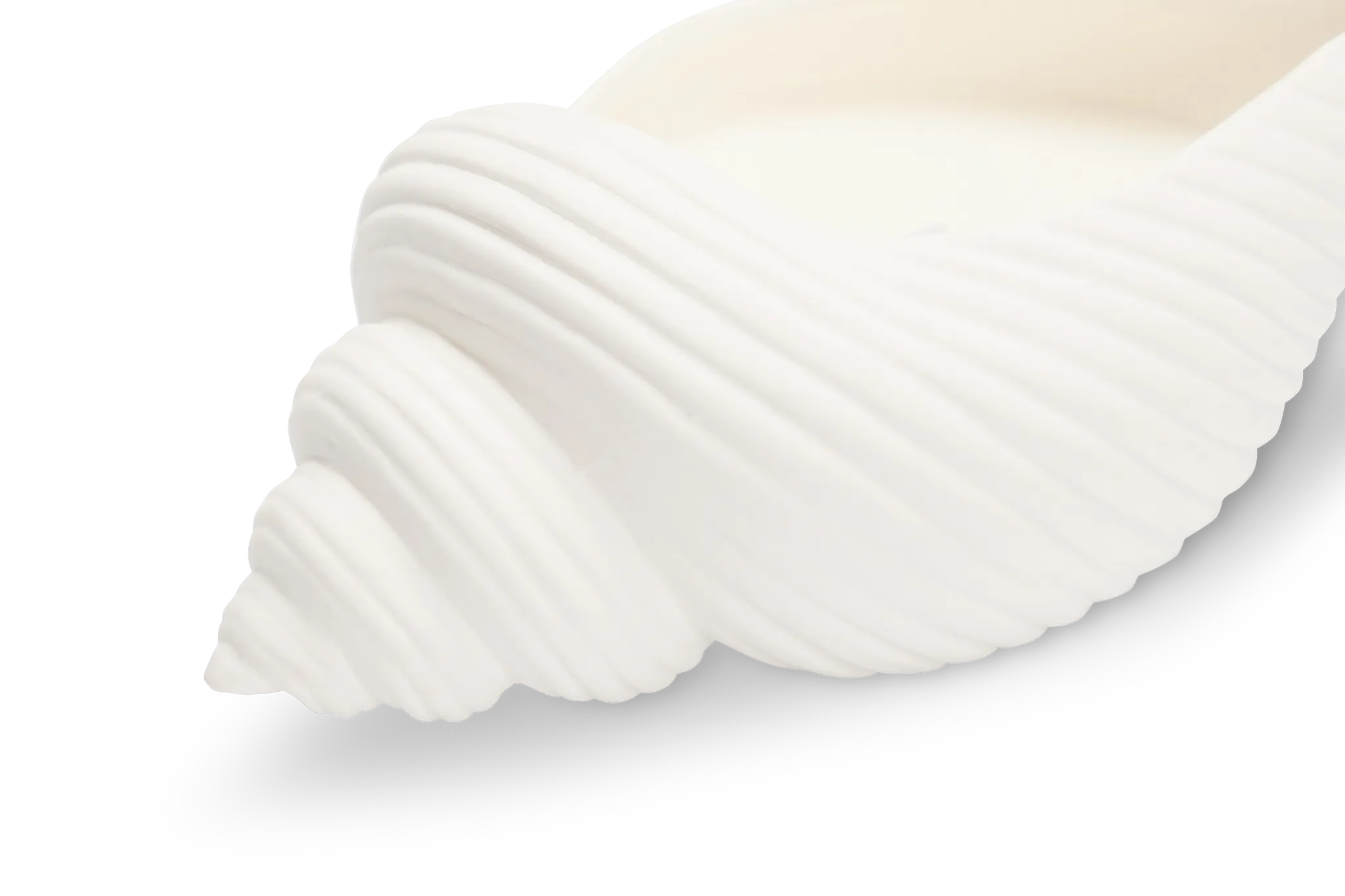 Shelda White Scented Candle