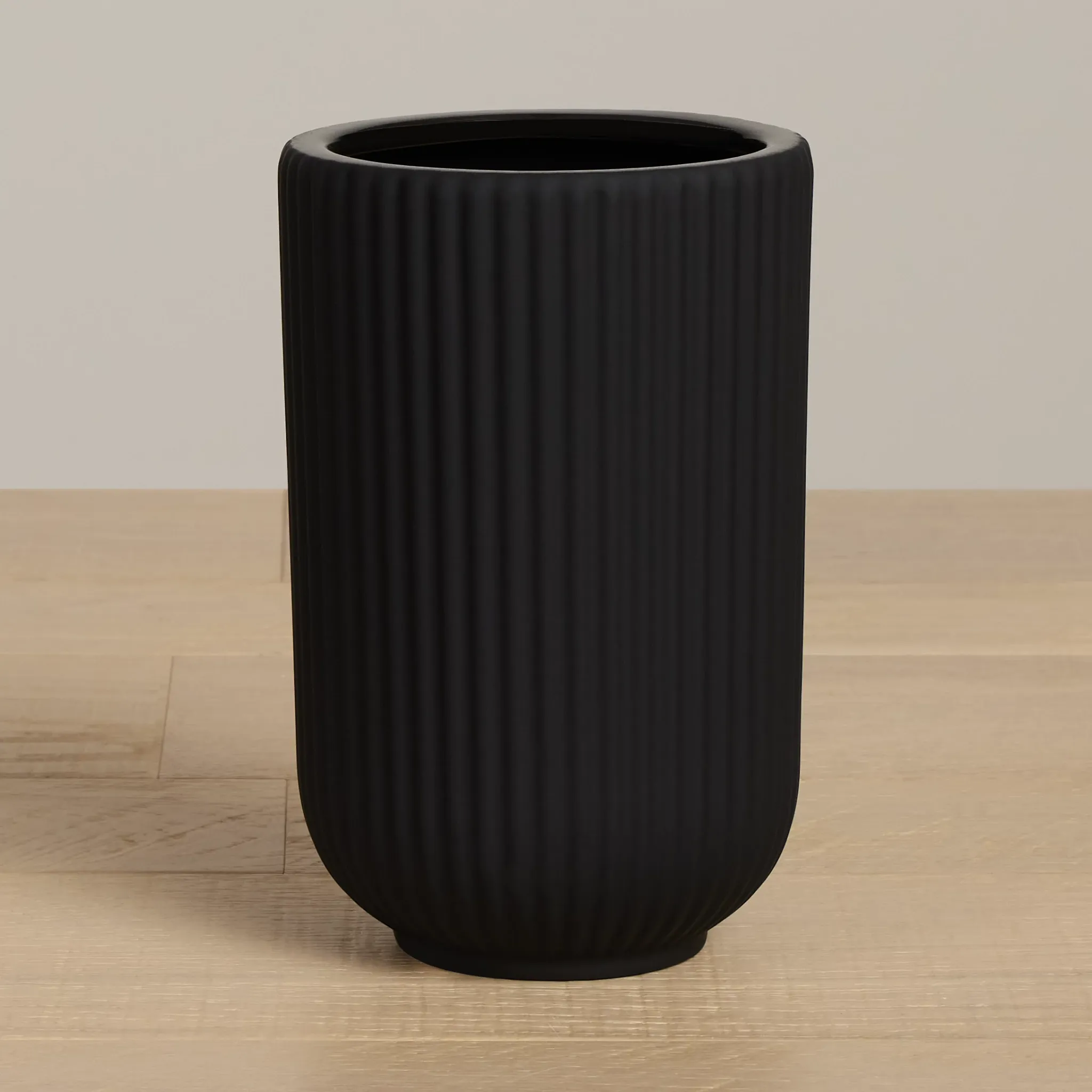 Rivi Black Small Vase