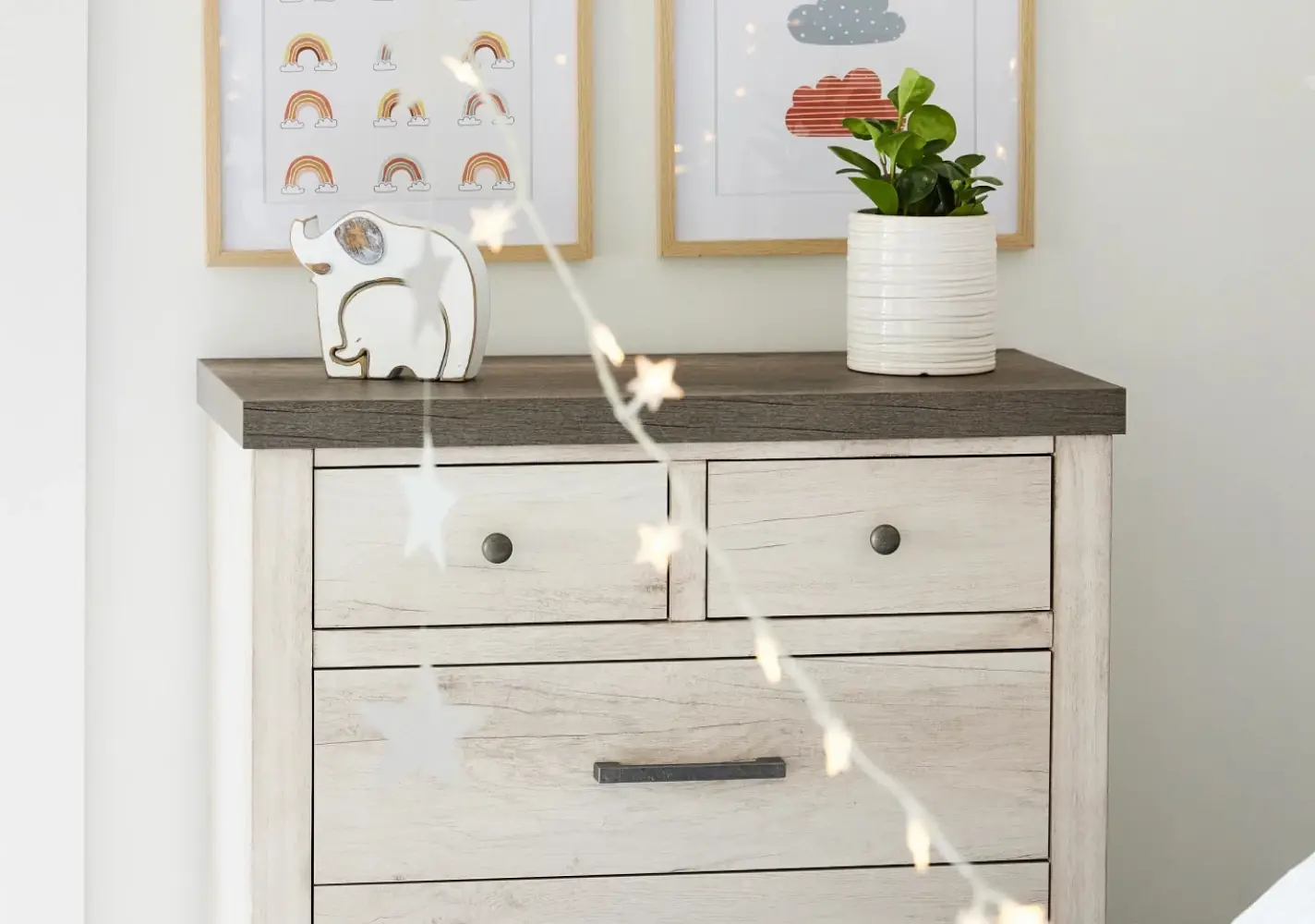 Styles Made for Easy Cleanup Styles Made for Easy Cleanup