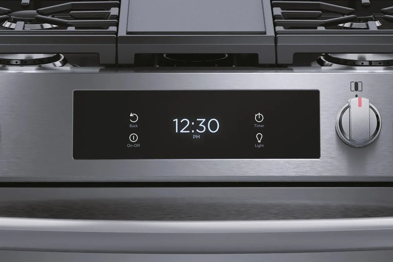 Frigidaire 3060 Series Black Stnl Steel Gas Range