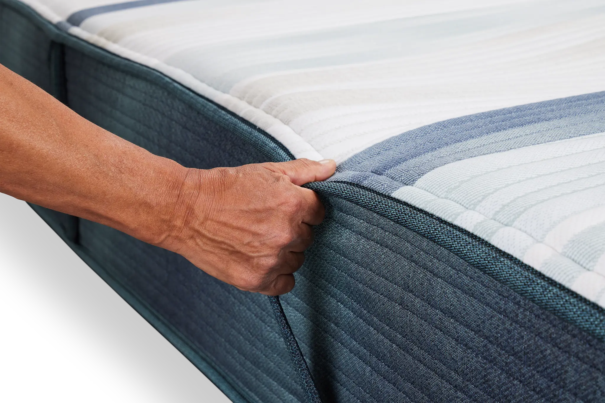 Beautyrest Harmony Lux Ocean View Island 13" Plush Tight Top Mattress Beautyrest Harmony Lux Ocean View Island 13" Plush Tight Top Mattress