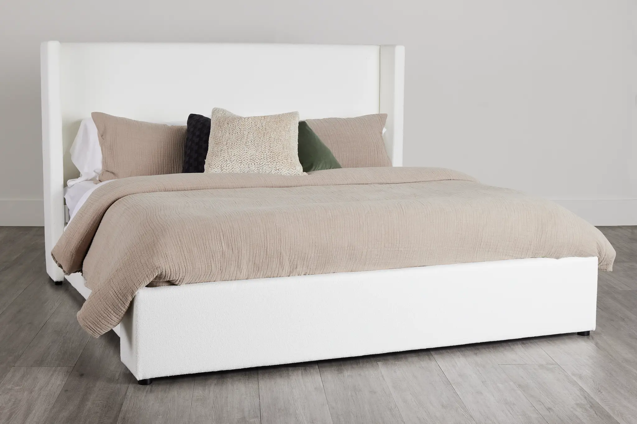 Adrian White Uph Shelter Bed Adrian White Uph Shelter Bed