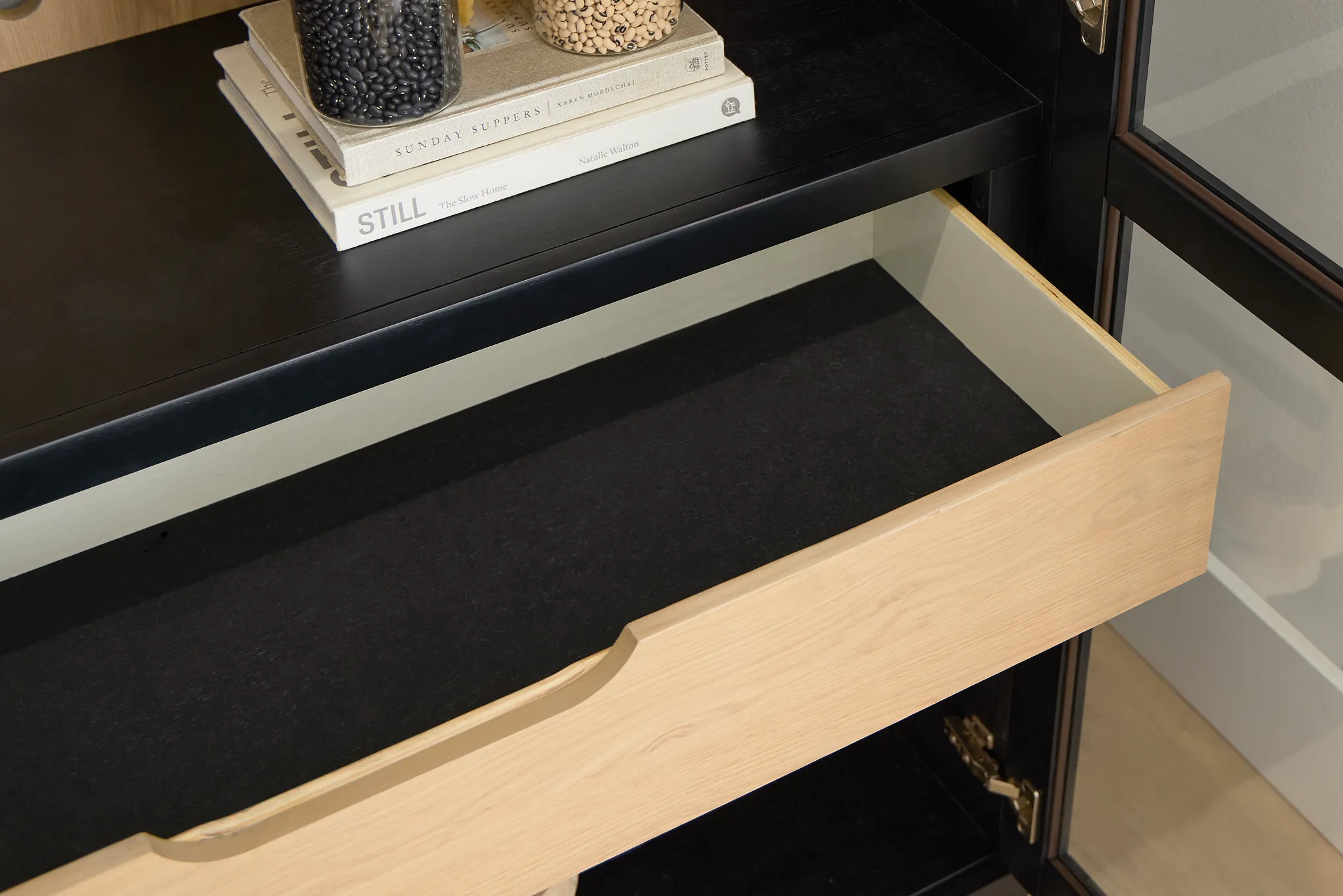 Highland Black Curio