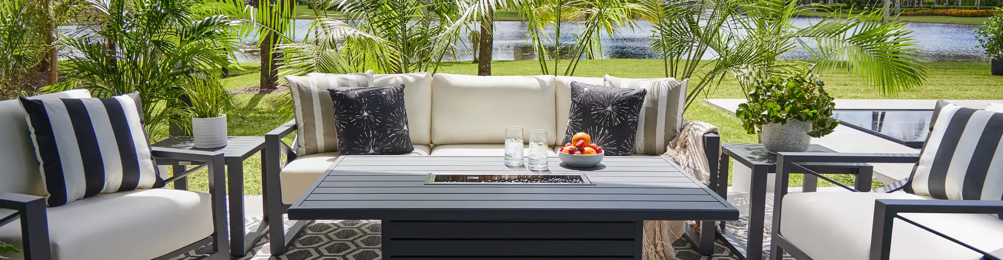 6 Tips On Creating A Warm And Welcoming Front Porch Space 6 Tips On Creating A Warm And Welcoming Front Porch Space