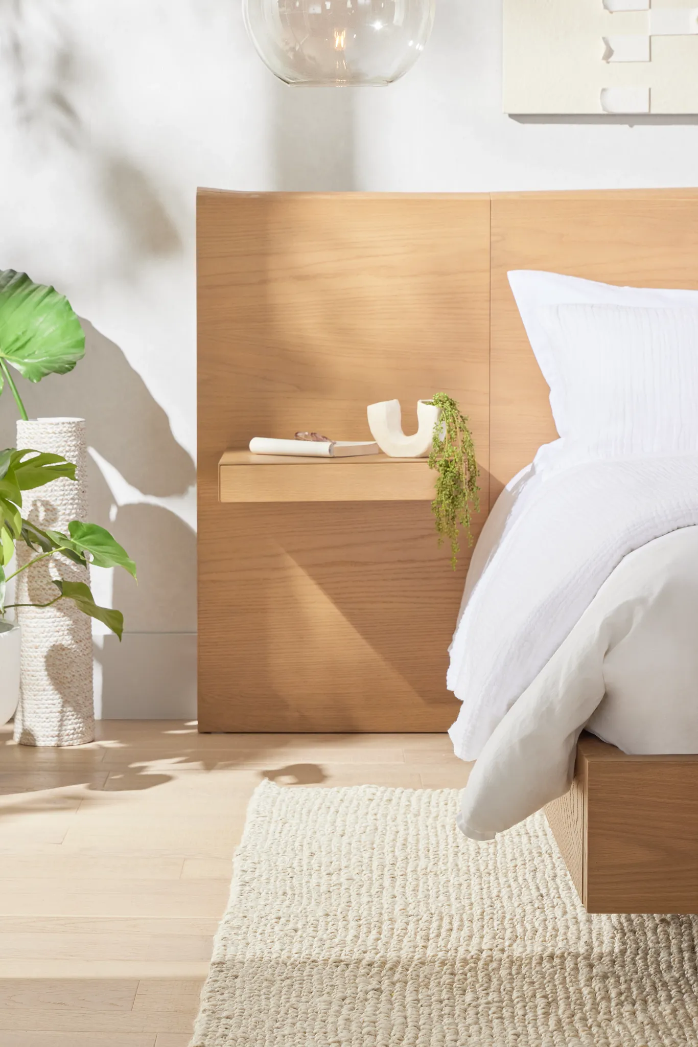 Haven Light Tone Spread Bed W/ Two Nightstands