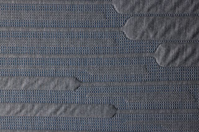 Kevin Charles By Sealy Hybrid Medium Mattress Set