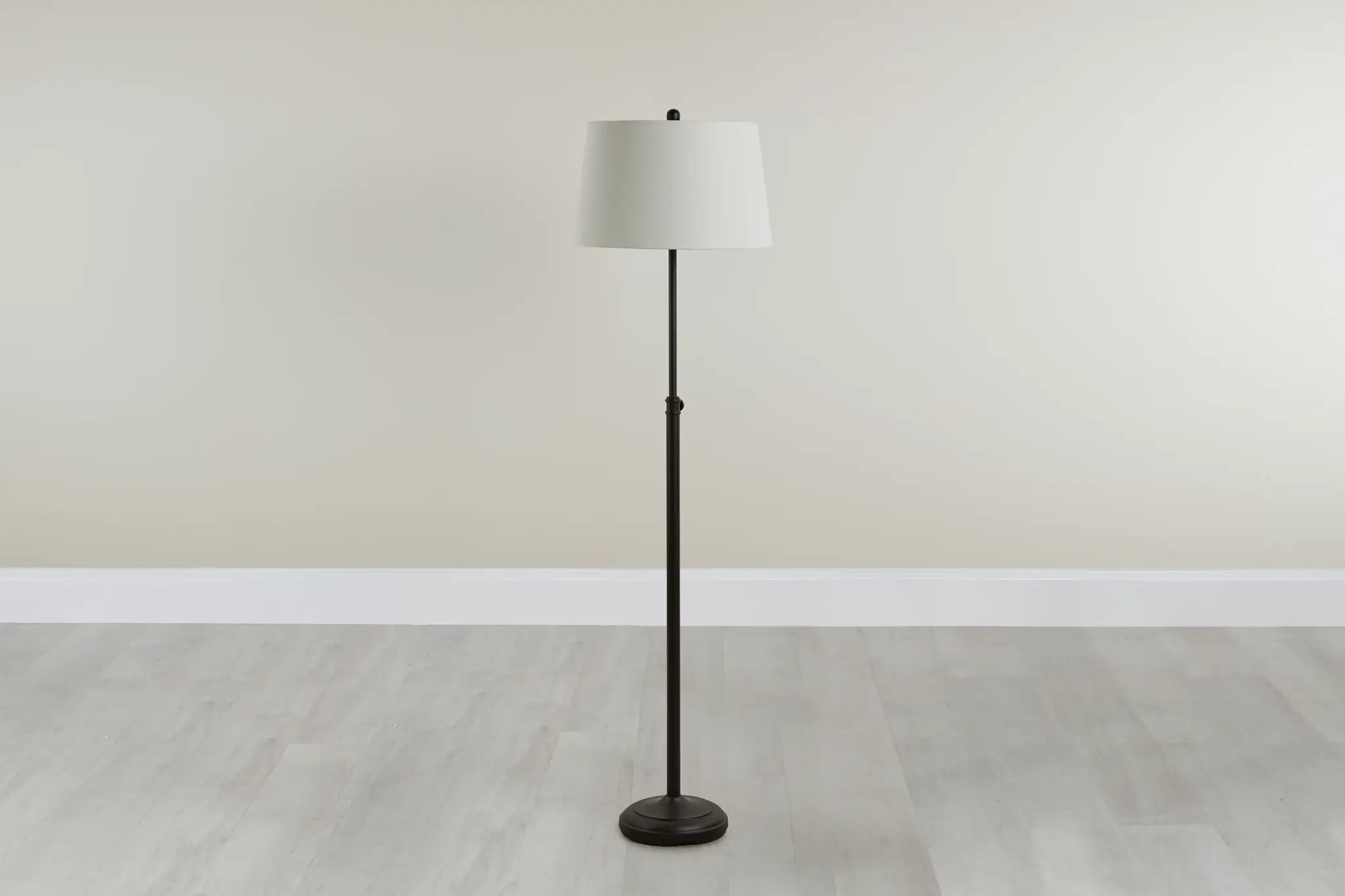 Maisie Black Metal Floor Lamp Maisie Black Metal Floor Lamp