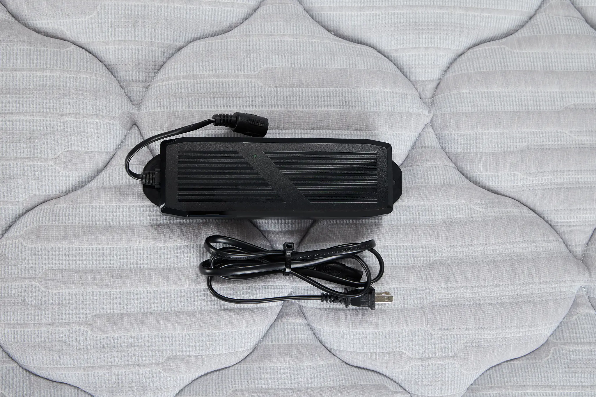 Kevin Charles By Sealy Essential Medium Elite Adjustable Mattress Set Kevin Charles By Sealy Essential Medium Elite Adjustable Mattress Set