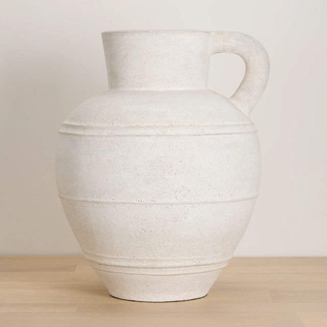 Agnes Ivory Vase