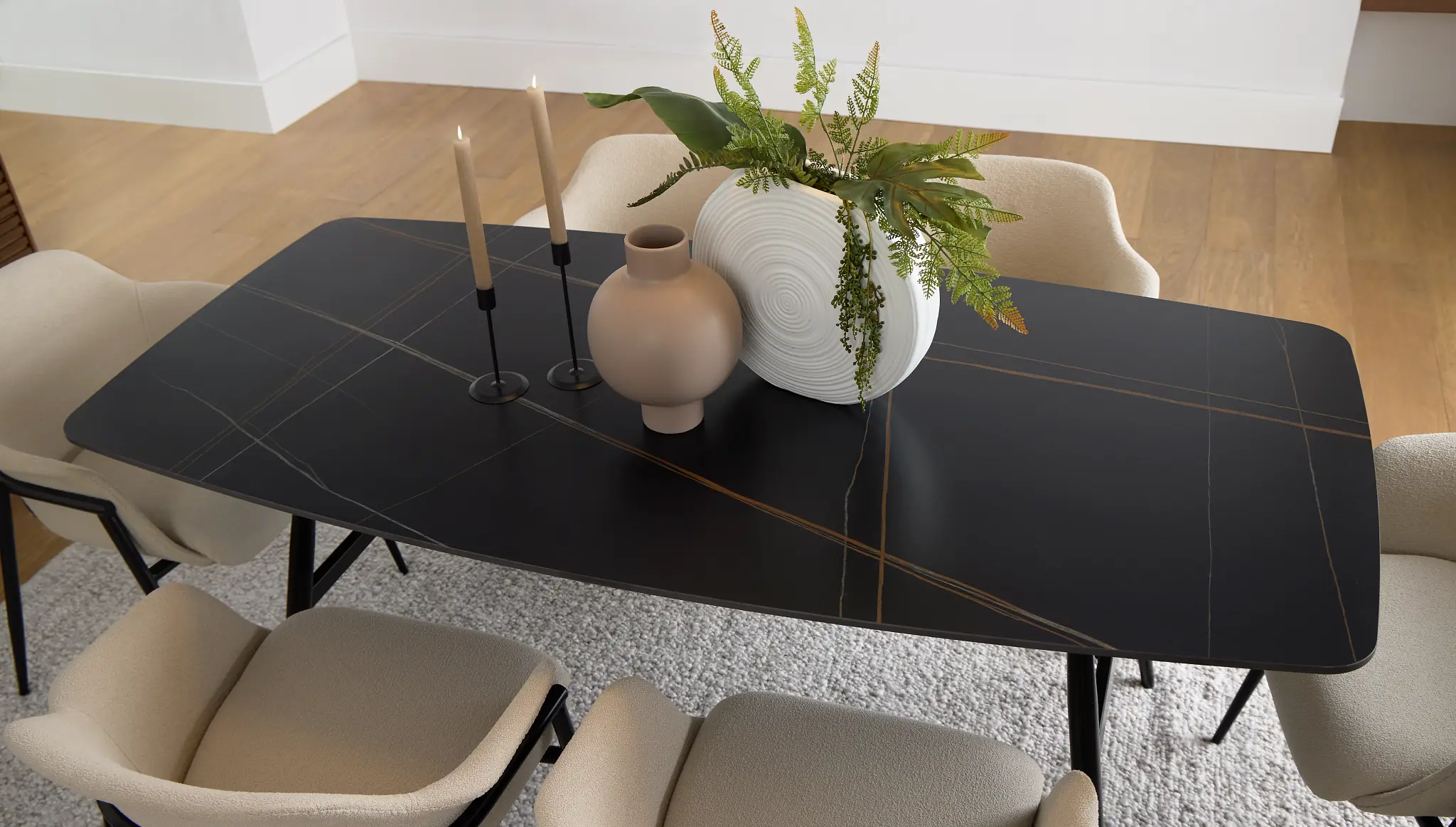 Guest Room Decor Ideas: Combine Style and Comfort for a Welcoming Space  Guest Room Decor Ideas: Combine Style and Comfort for a Welcoming Space