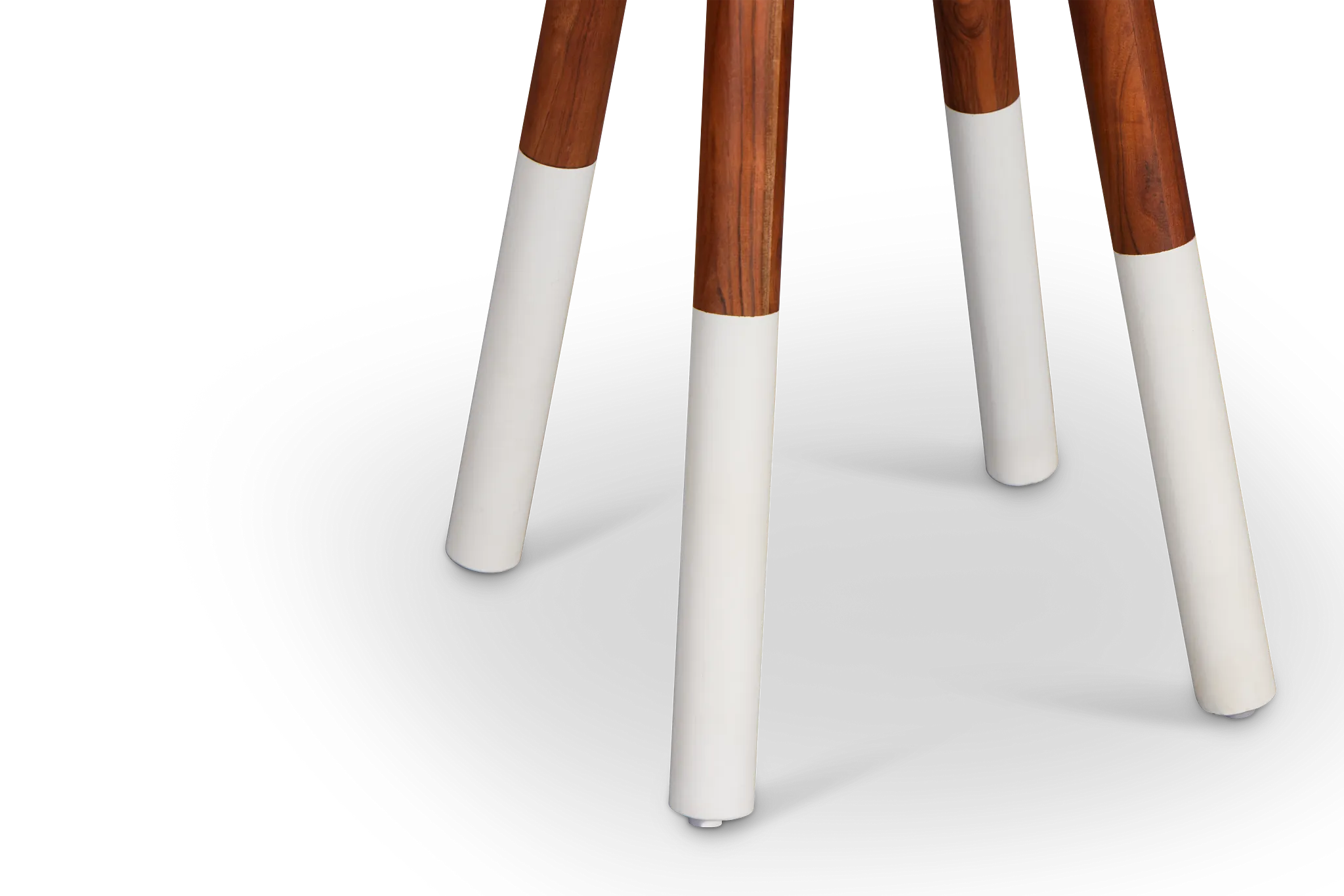 Daisy Mid Tone Set Of 2 Nesting Coffee Table