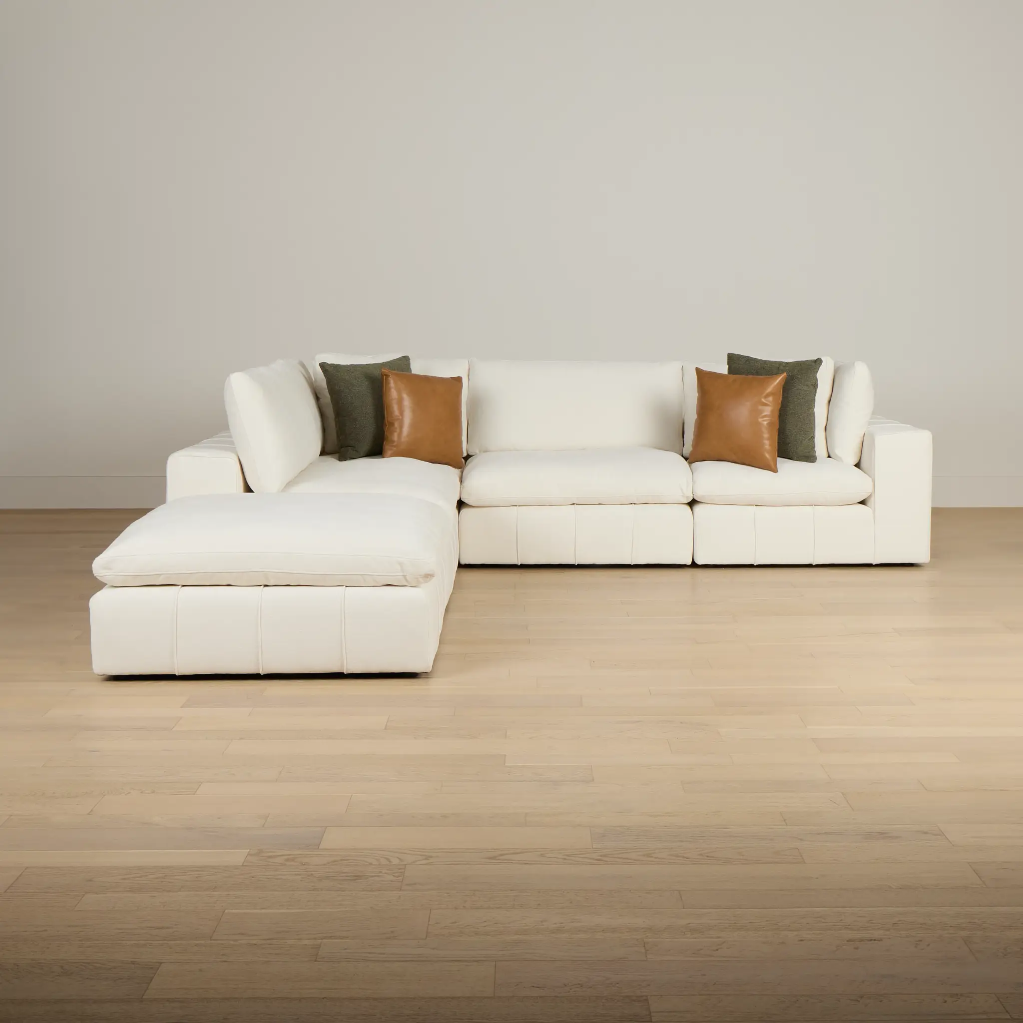 Cruz White Fabric 5pc Bumper Sectional Cruz White Fabric 5pc Bumper Sectional