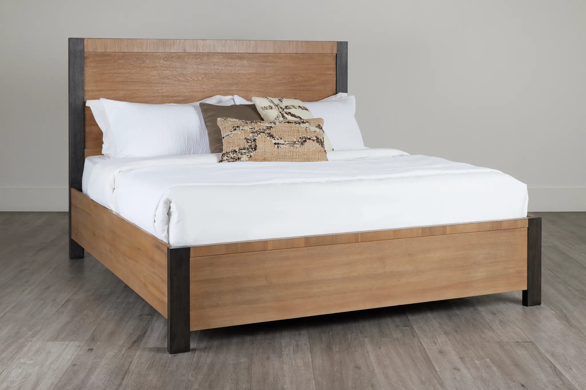 Jackson Two-tone Panel Bed Jackson Two-tone Panel Bed