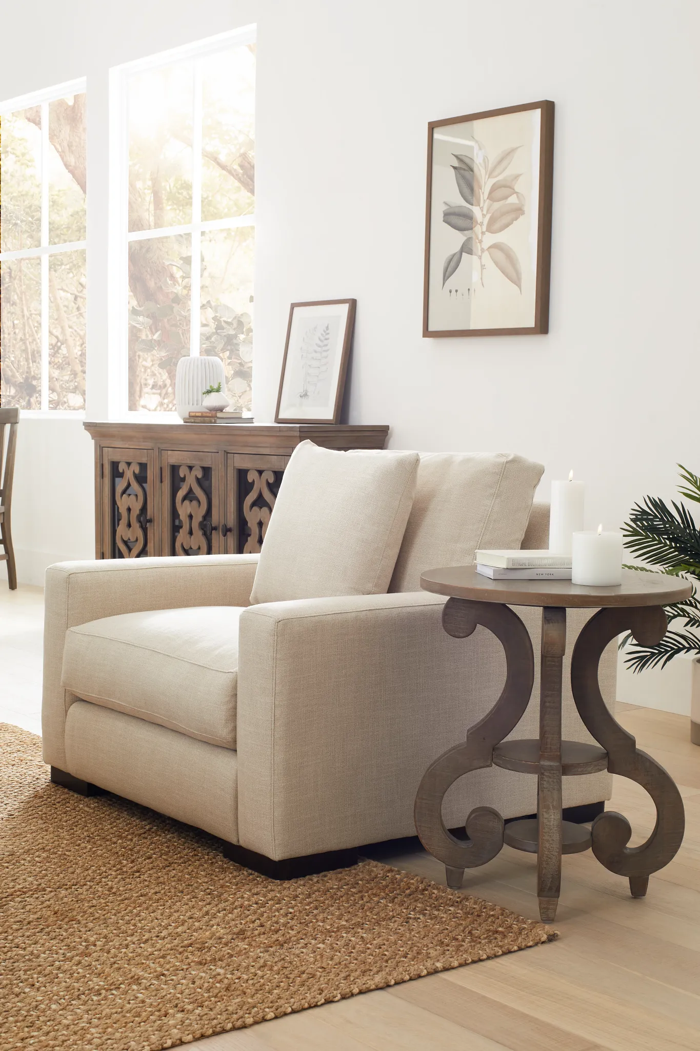 Edgewater Lucy Light Beige 96" Sofa W/ 3 Cushions