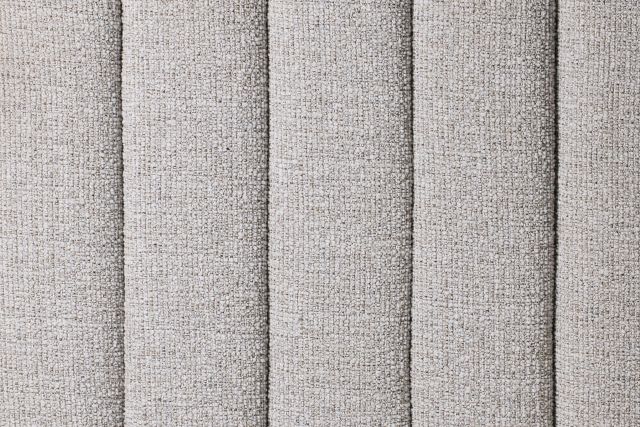 Nomad Gray Uph Spread Bed