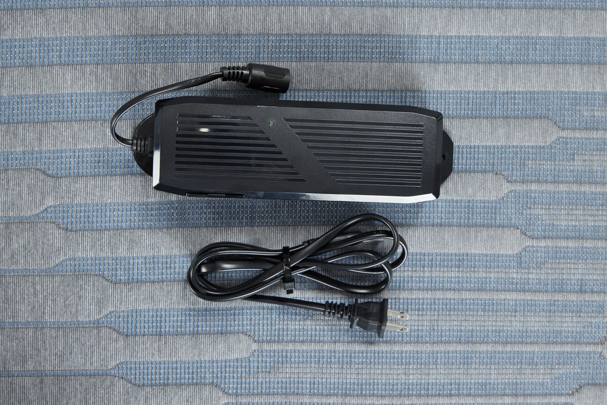 Kevin Charles By Sealy Hybrid Plush Plus Adjustable Mattress Set Kevin Charles By Sealy Hybrid Plush Plus Adjustable Mattress Set