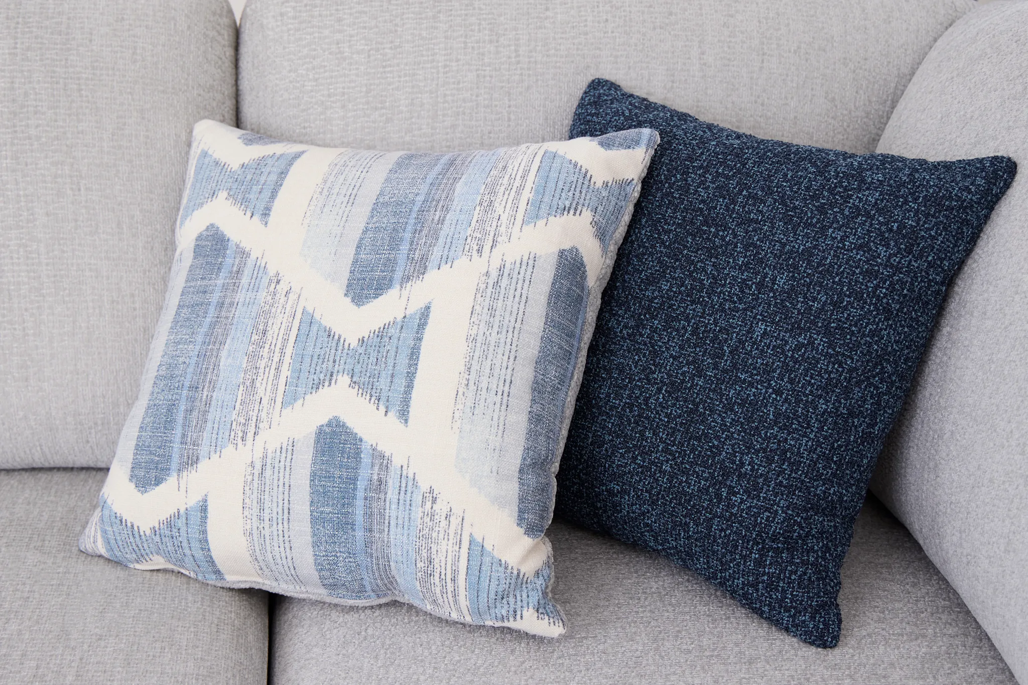 Everly Gray Fabric Small 2-arm Left Sleeper Storage Sectional