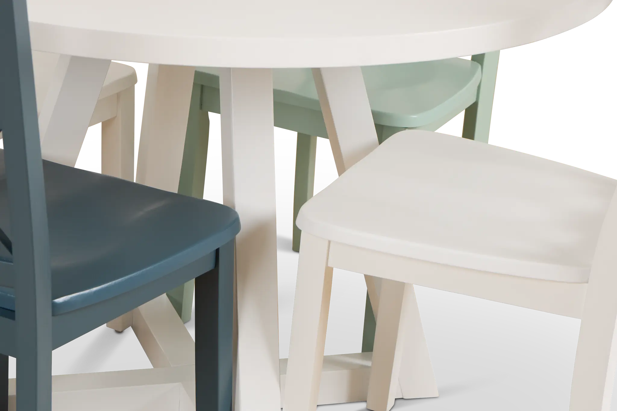 Edgartown White Round Table & Mixed Chairs Edgartown White Round Table & Mixed Chairs