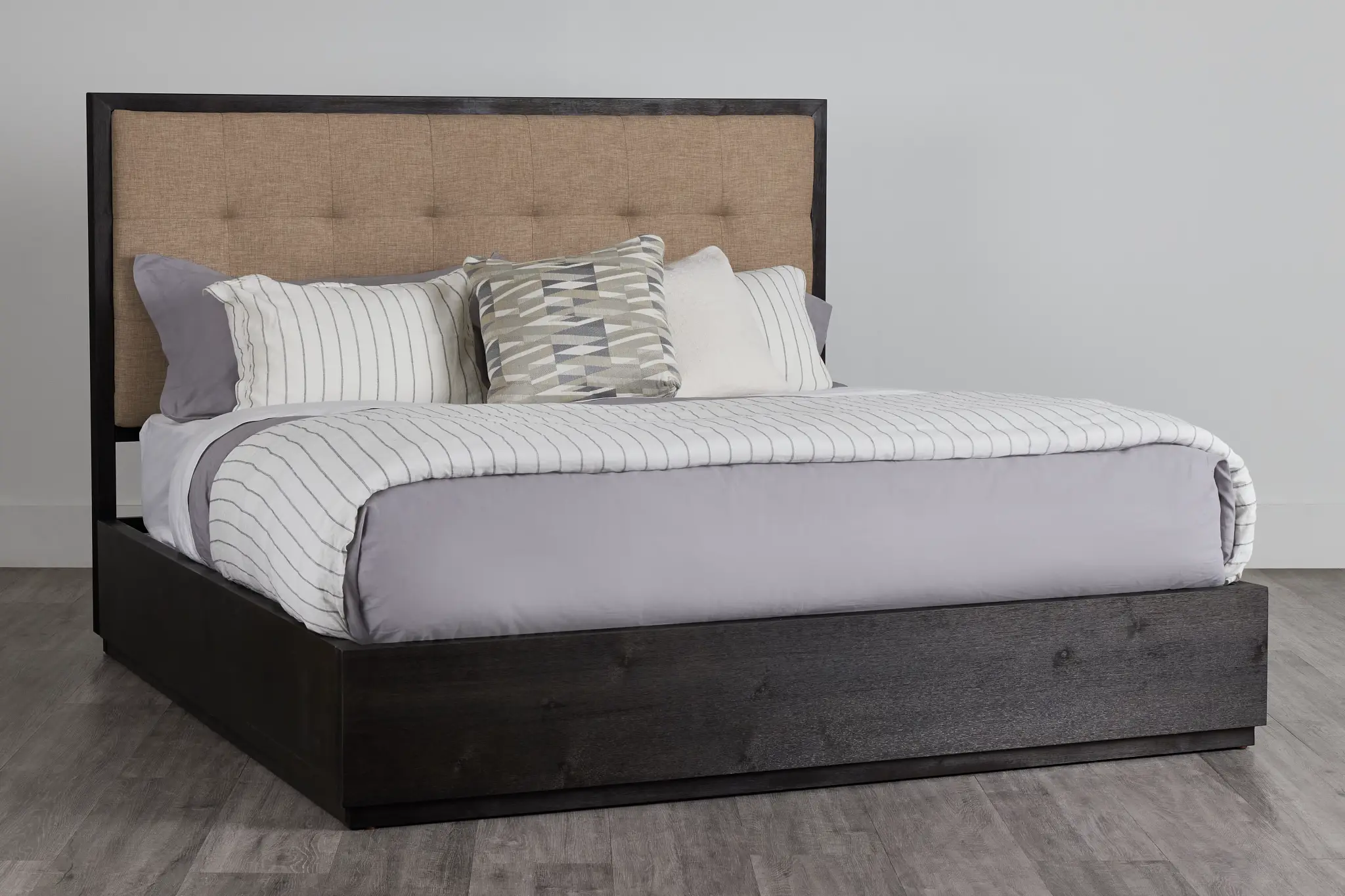 Madden Dark Tone Wood Platform Bed Madden Dark Tone Wood Platform Bed