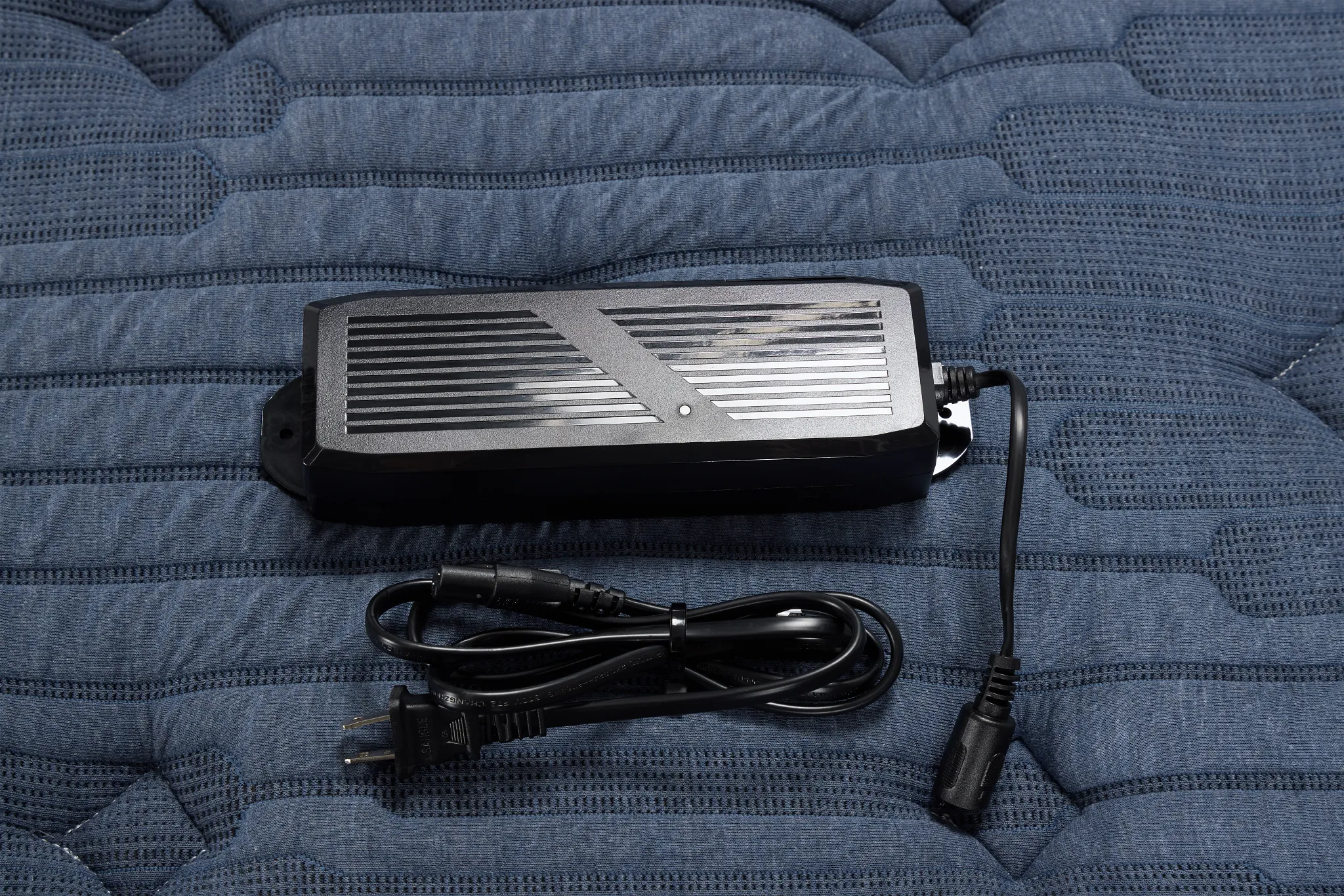 Kevin Charles By Sealy Reserve Lux Firm Deluxe Adjustable Mattress Set